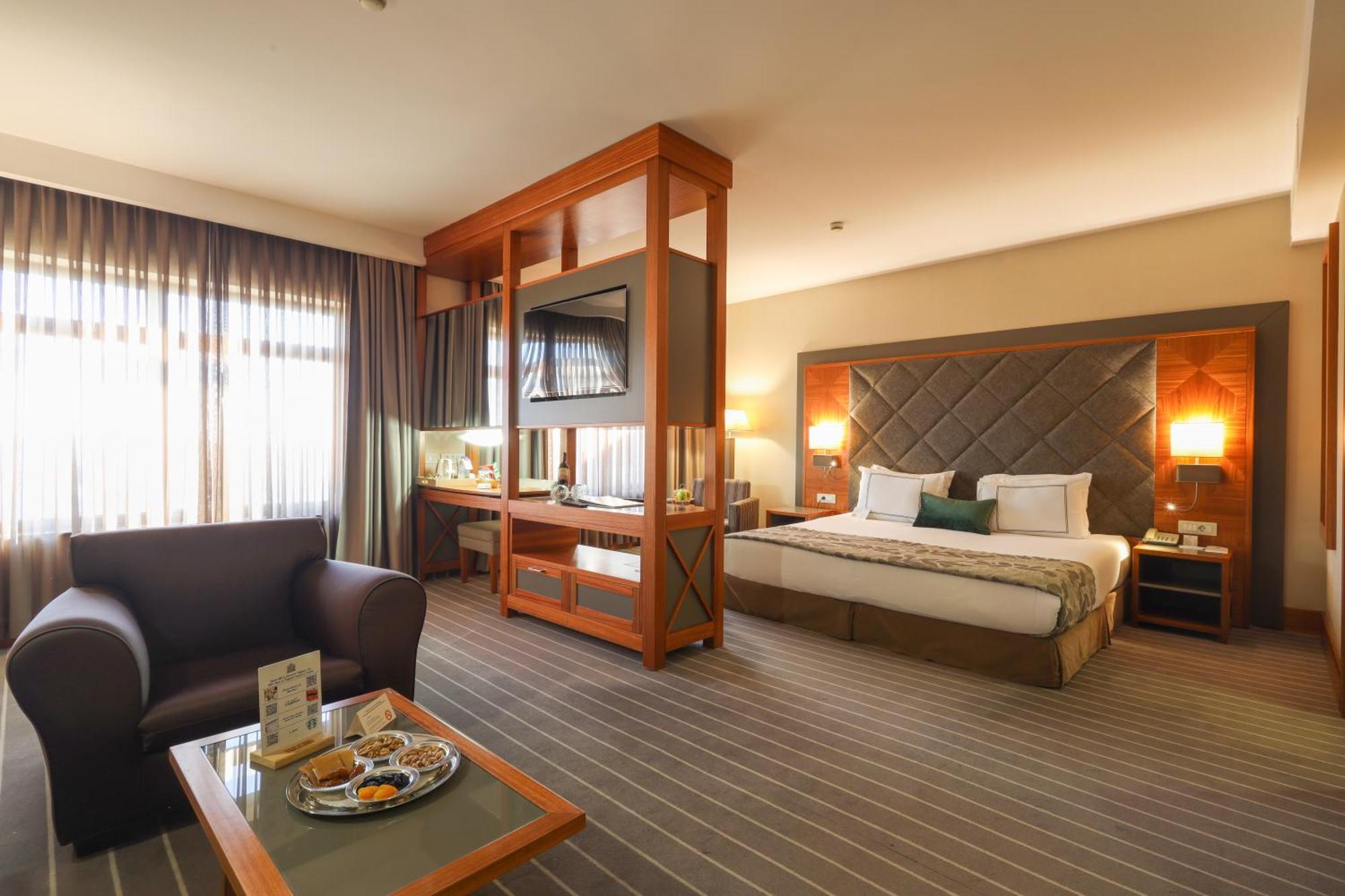 Deluxe Single Room