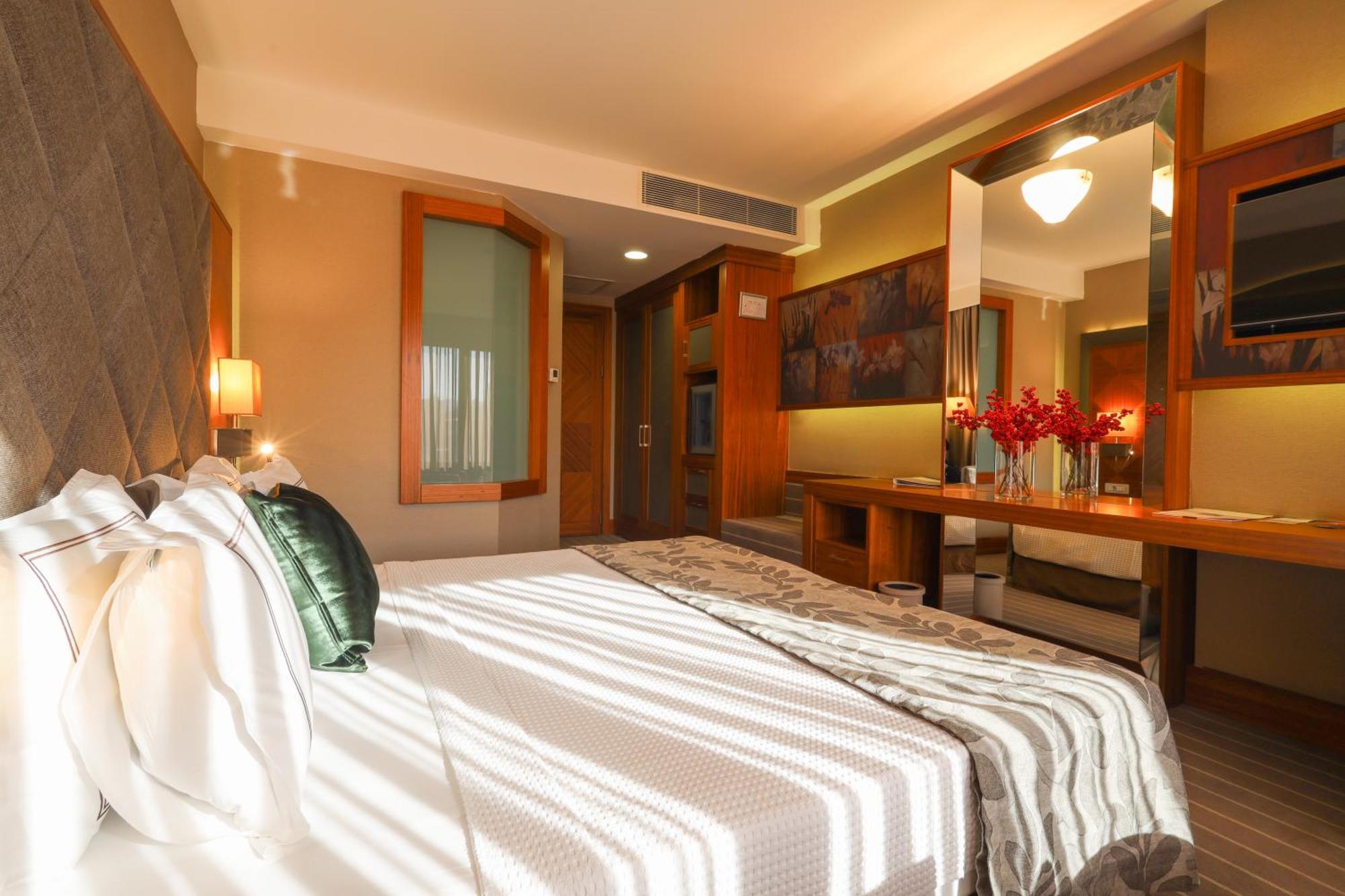 Deluxe Single Room