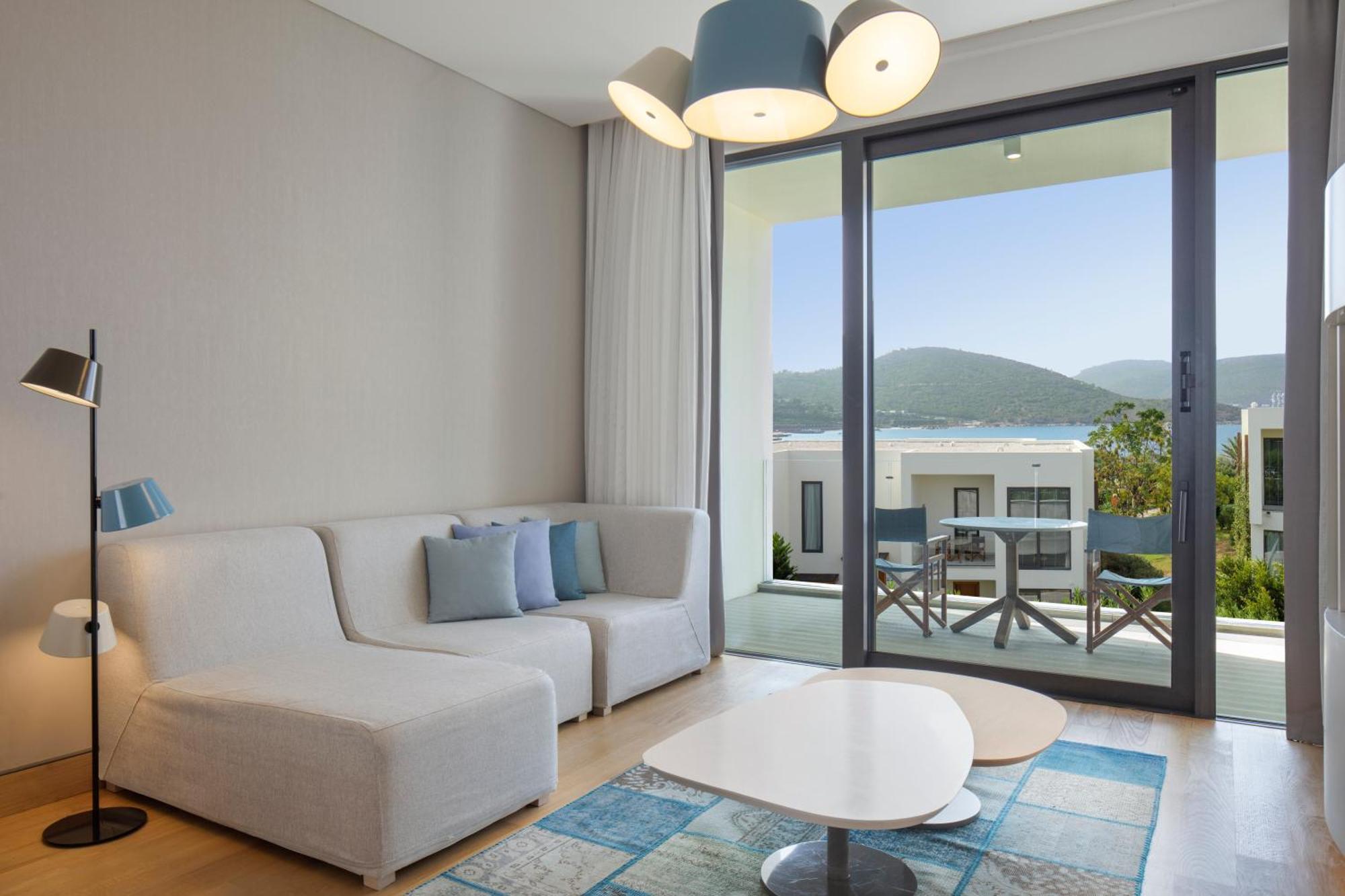 Premium King Room with Balcony and Sea View,1652776984:JPEG