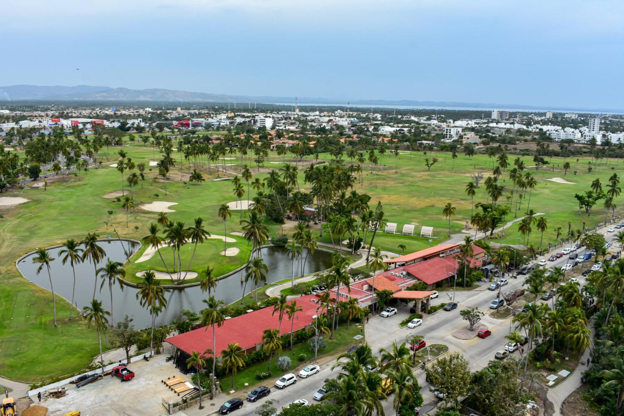 Deluxe Golf View Double