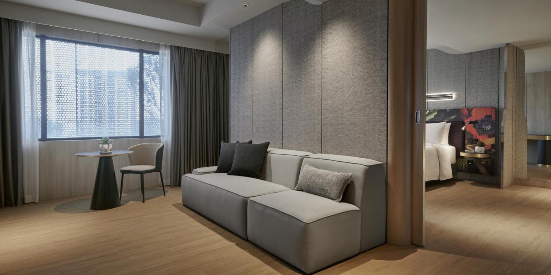 Lifestyle Premier Suite