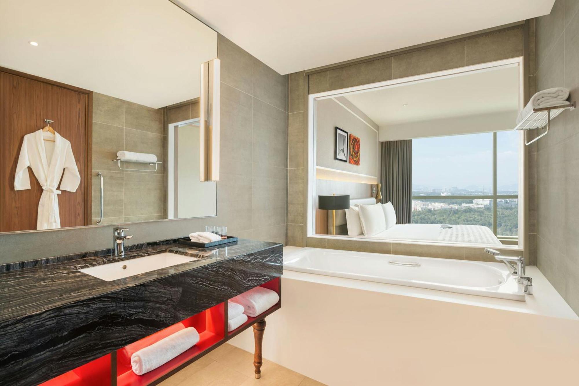 1 King Bed, Club Lounge Access, Suite,1655297808:JPEG