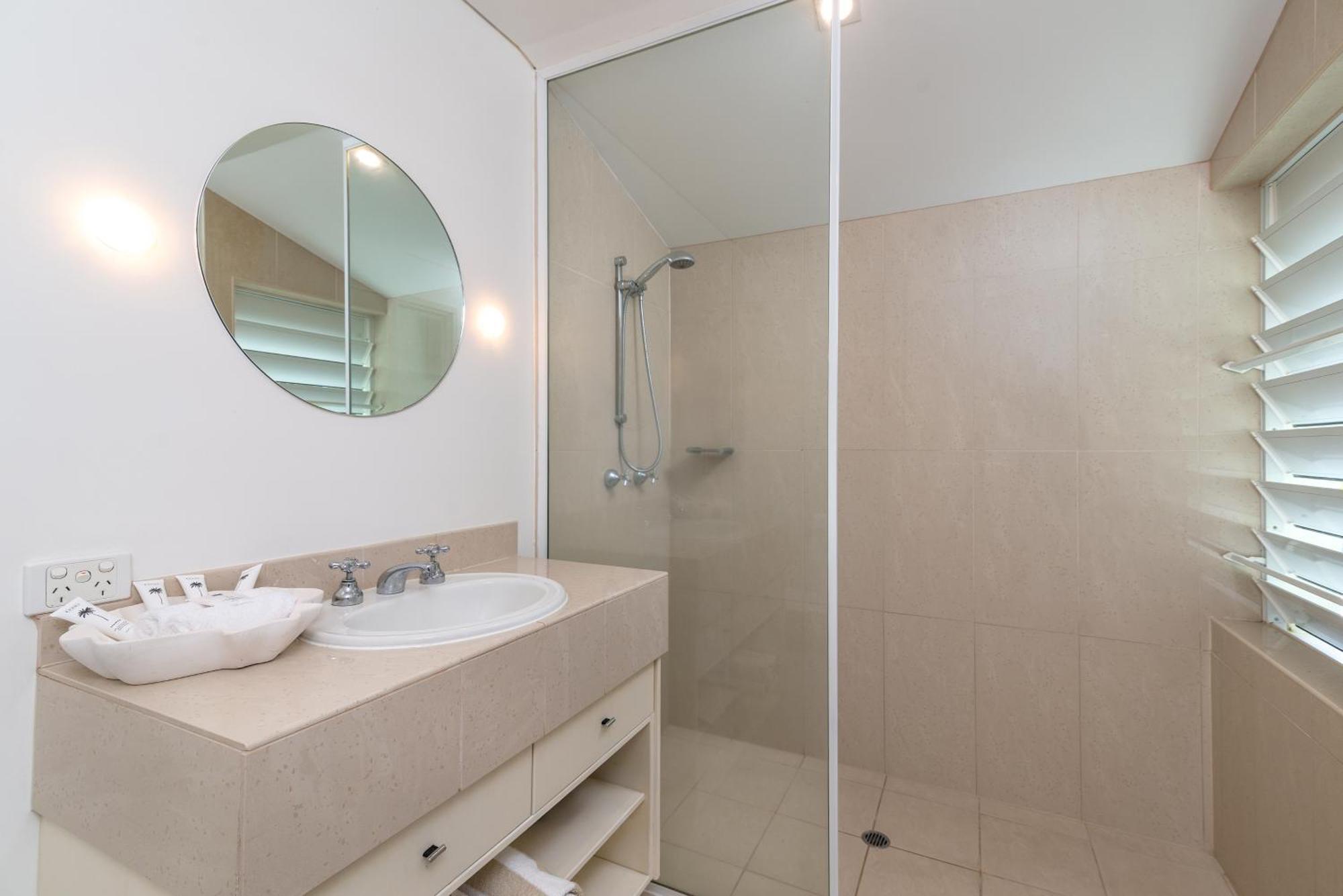 Two-Bedroom Apartment Pool View