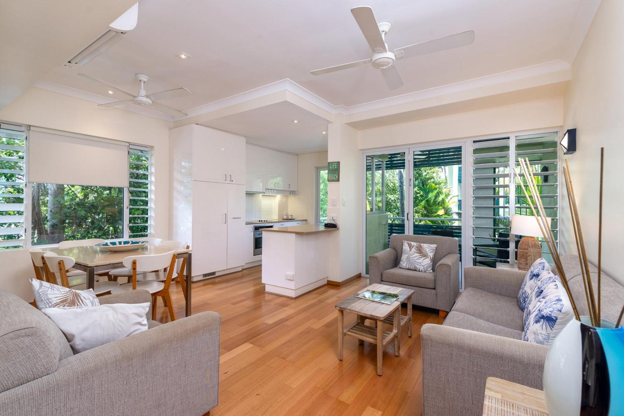 One-Bedroom Apartment Pool View