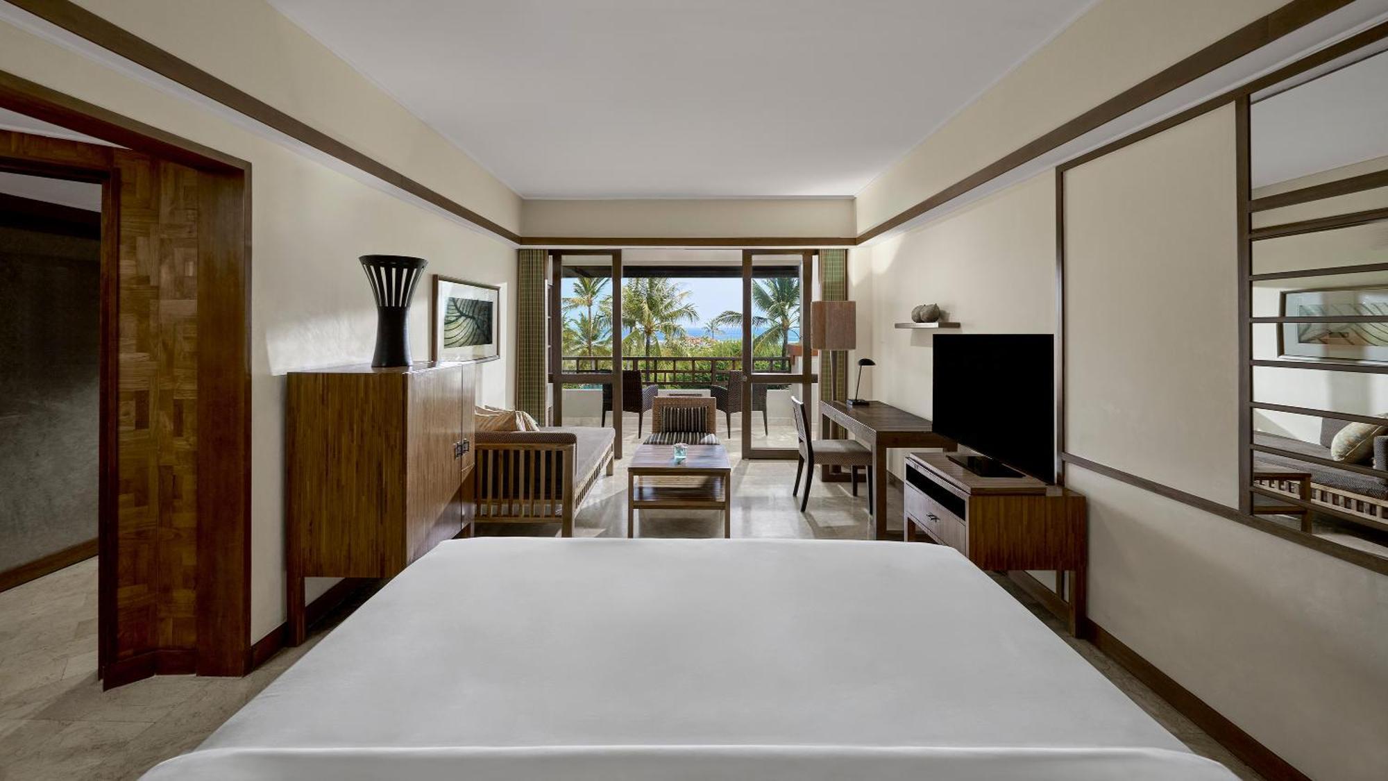 King Room with Ocean View - Club Access,1656183675:JPEG