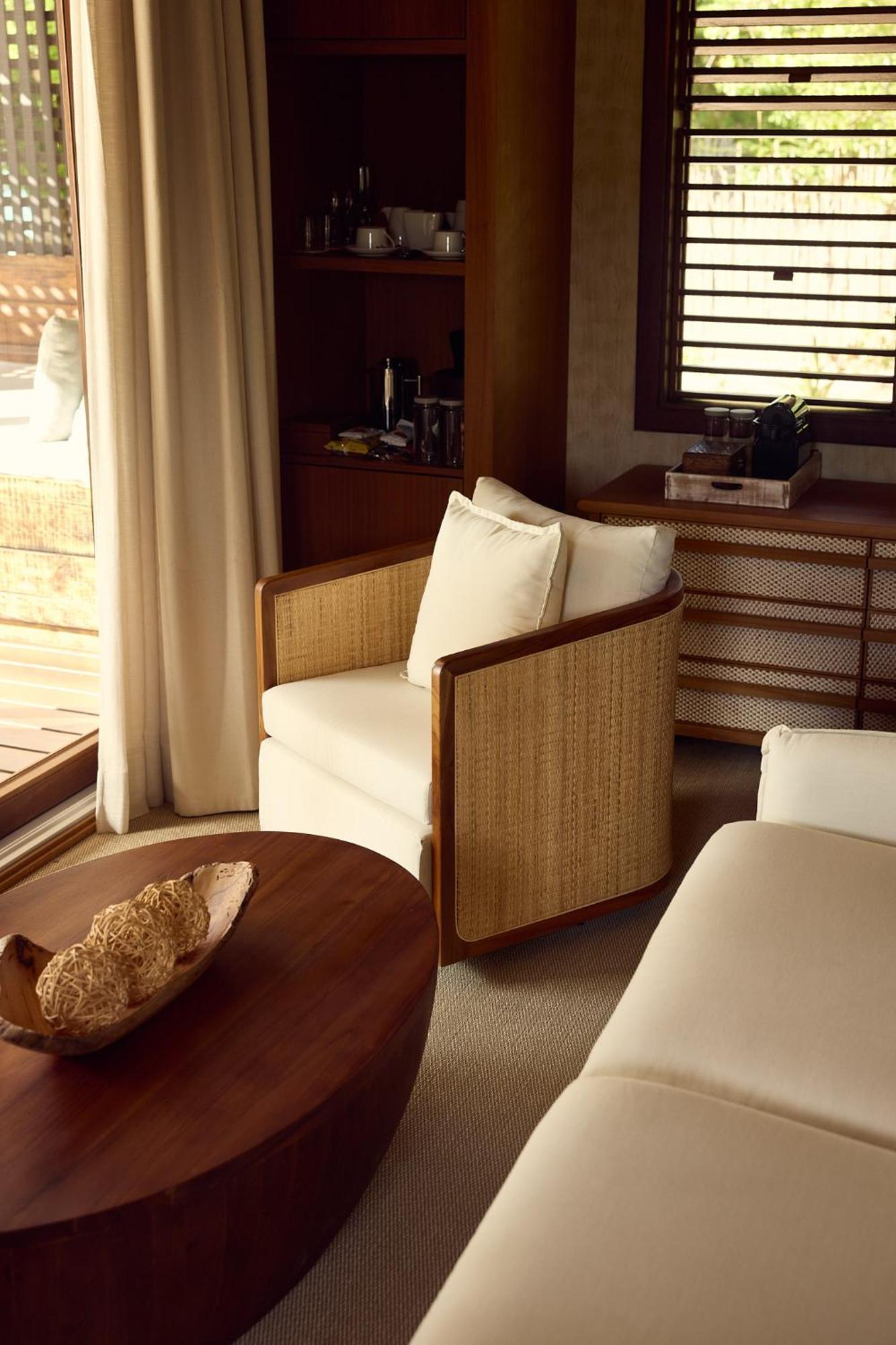 Beachfront Suite to Beachfront Villa