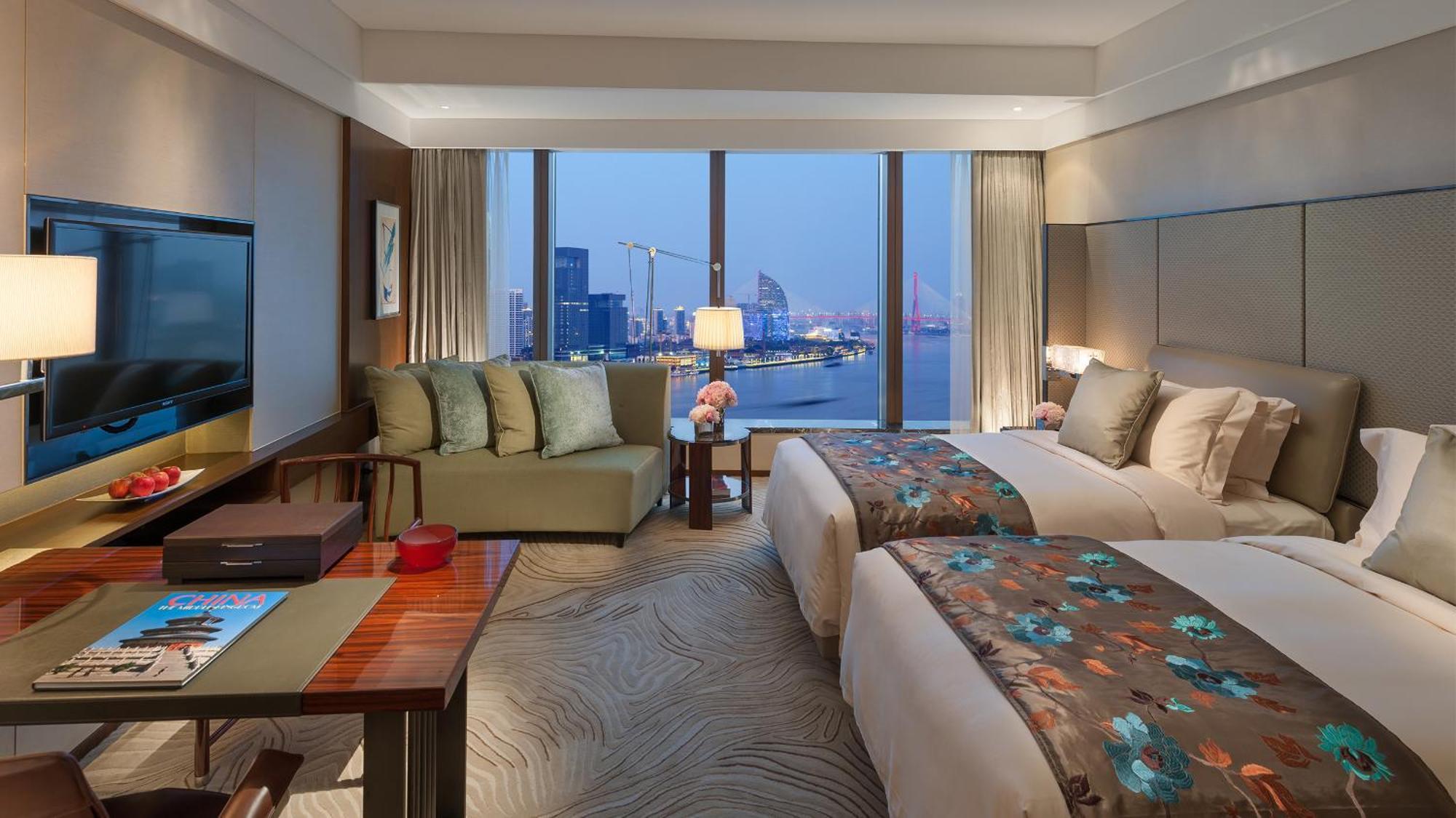 Deluxe River View Room Twin