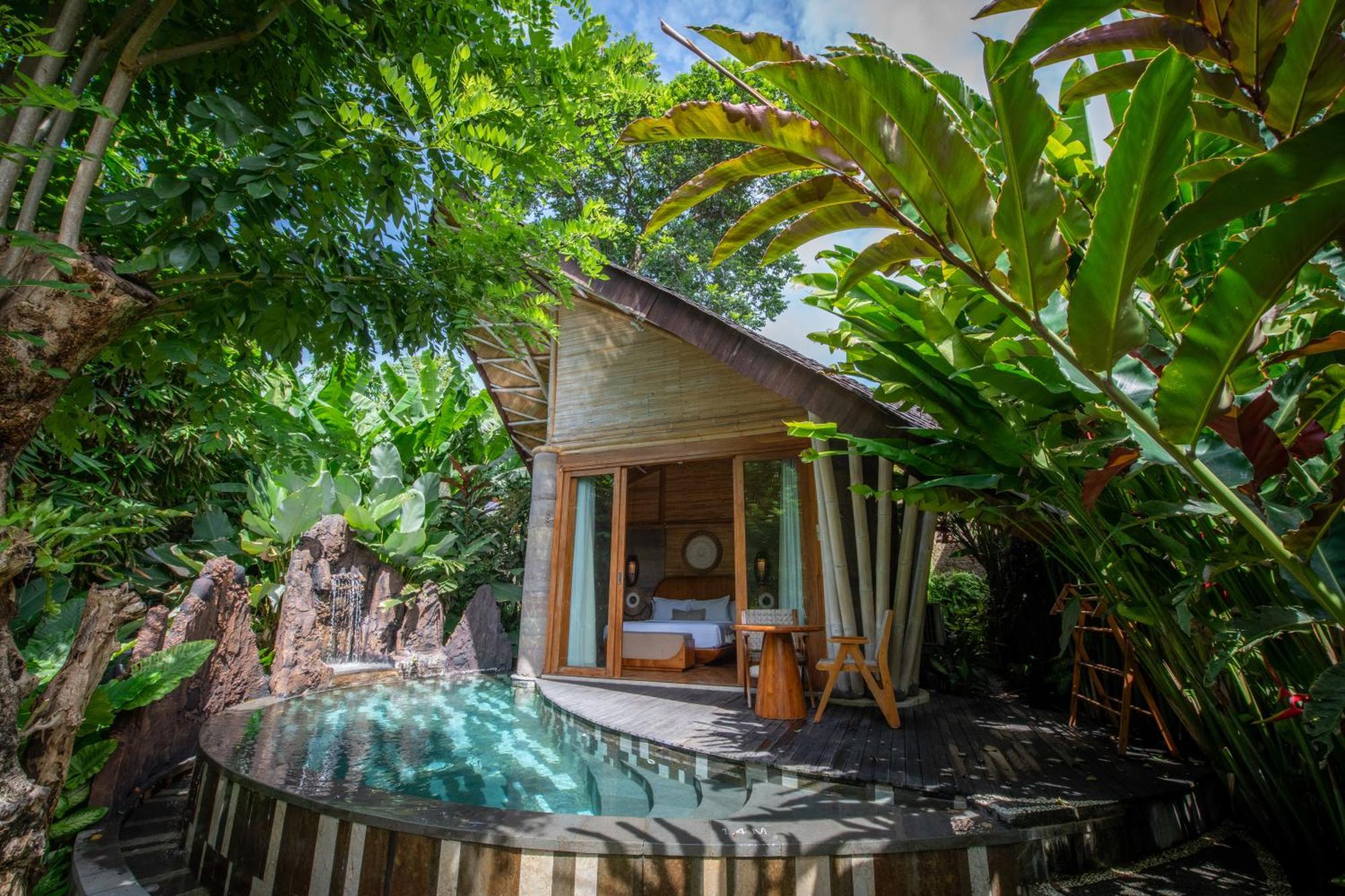 Jungle Garden Pool Villa