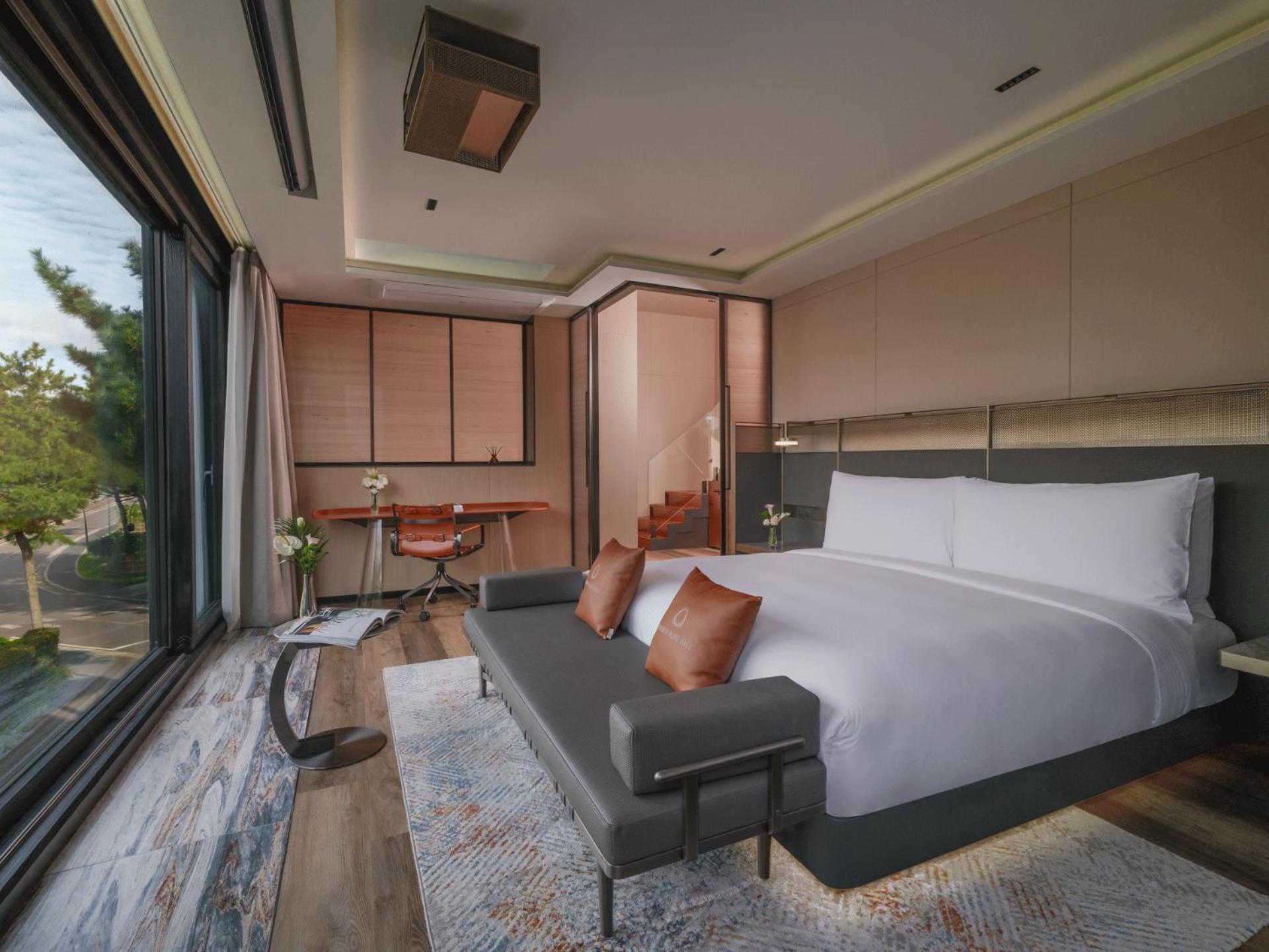Hill Luna Family with Private Jacuzzi