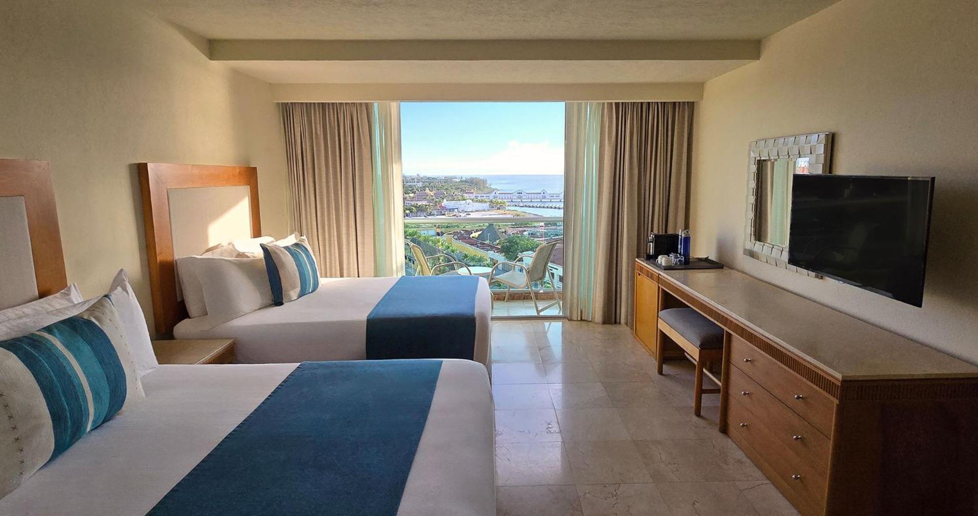 Deluxe High Floor Double