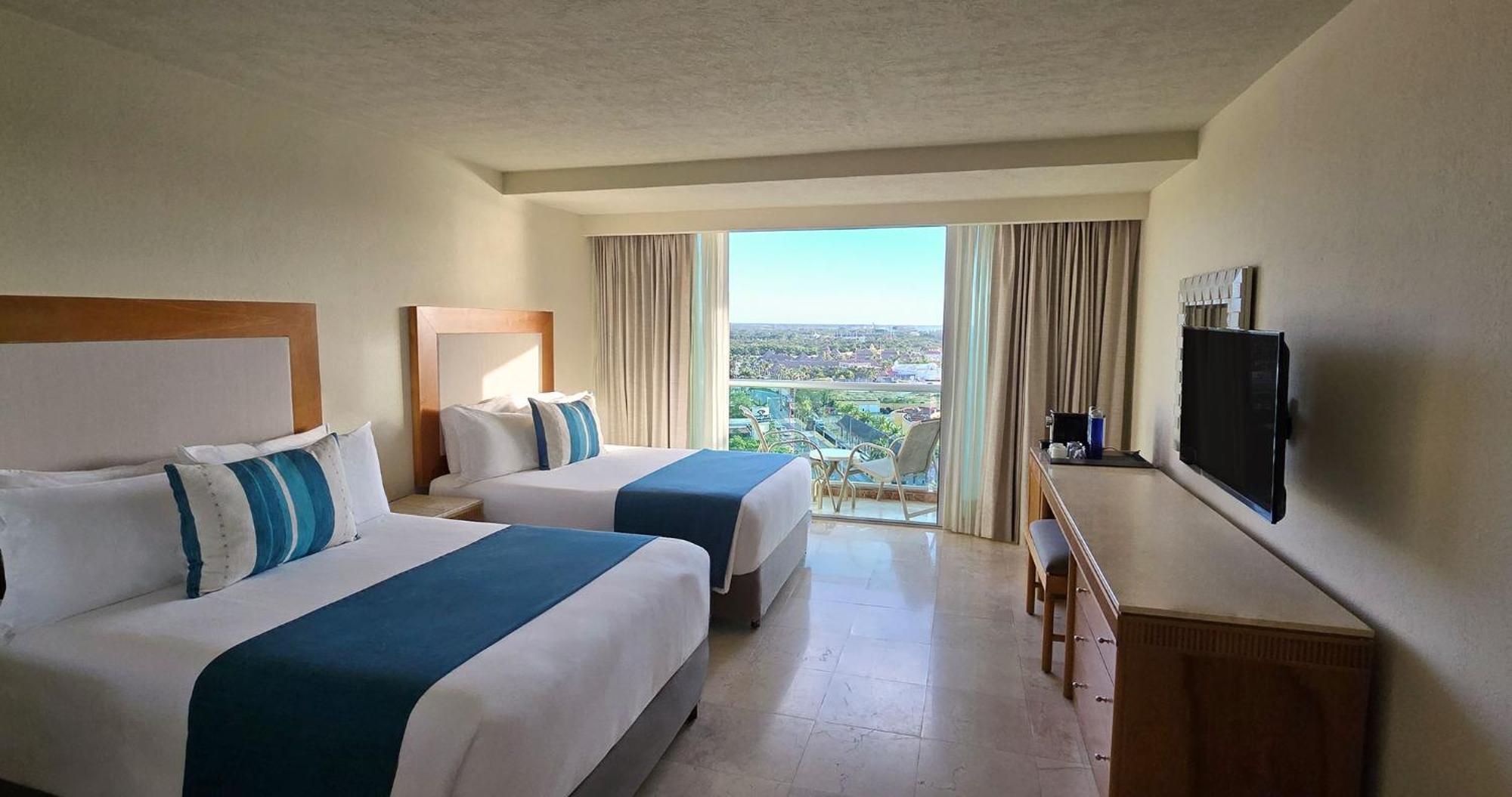 Deluxe High Floor Double
