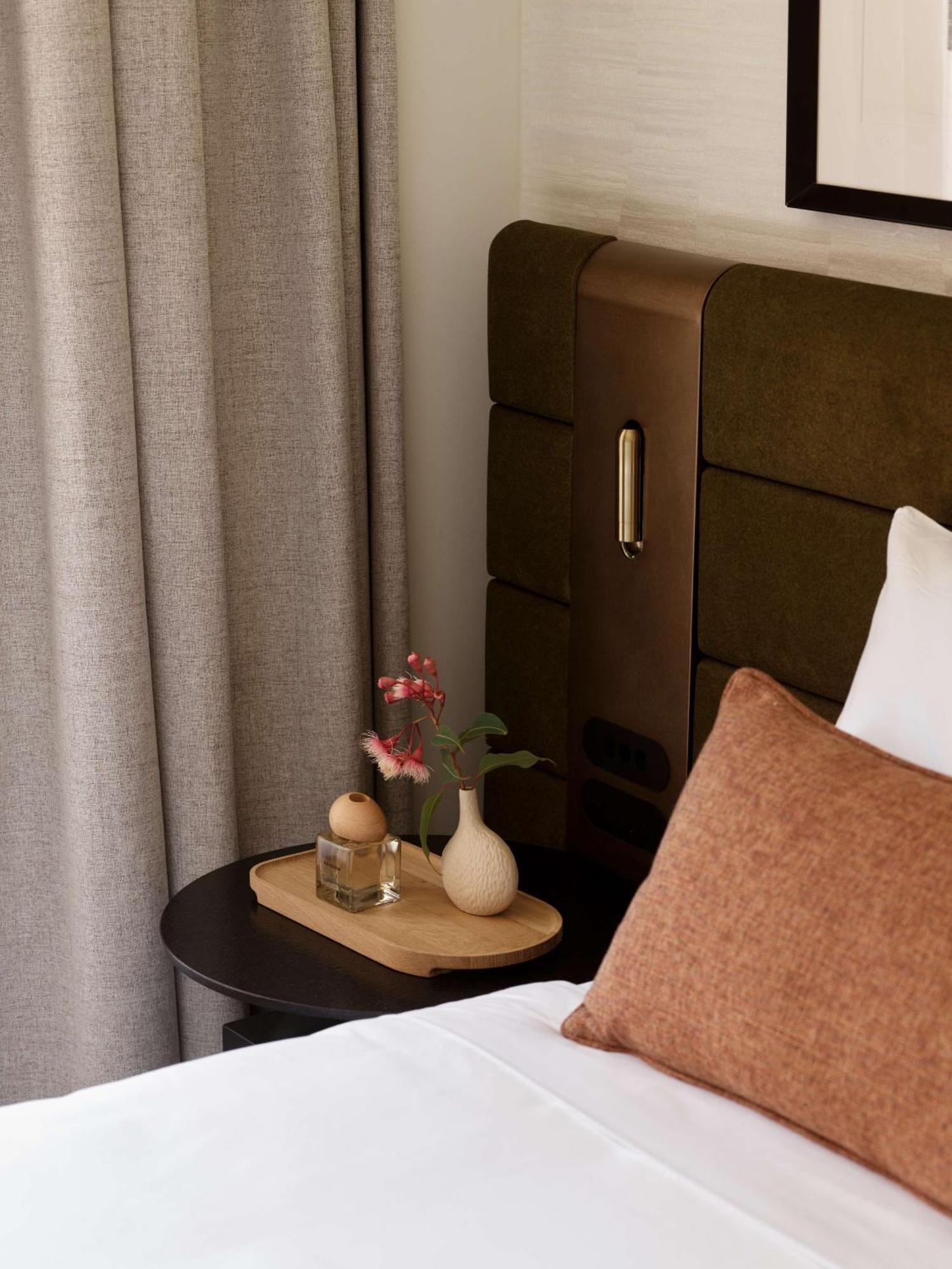 Premier One-Bedroom Apartment