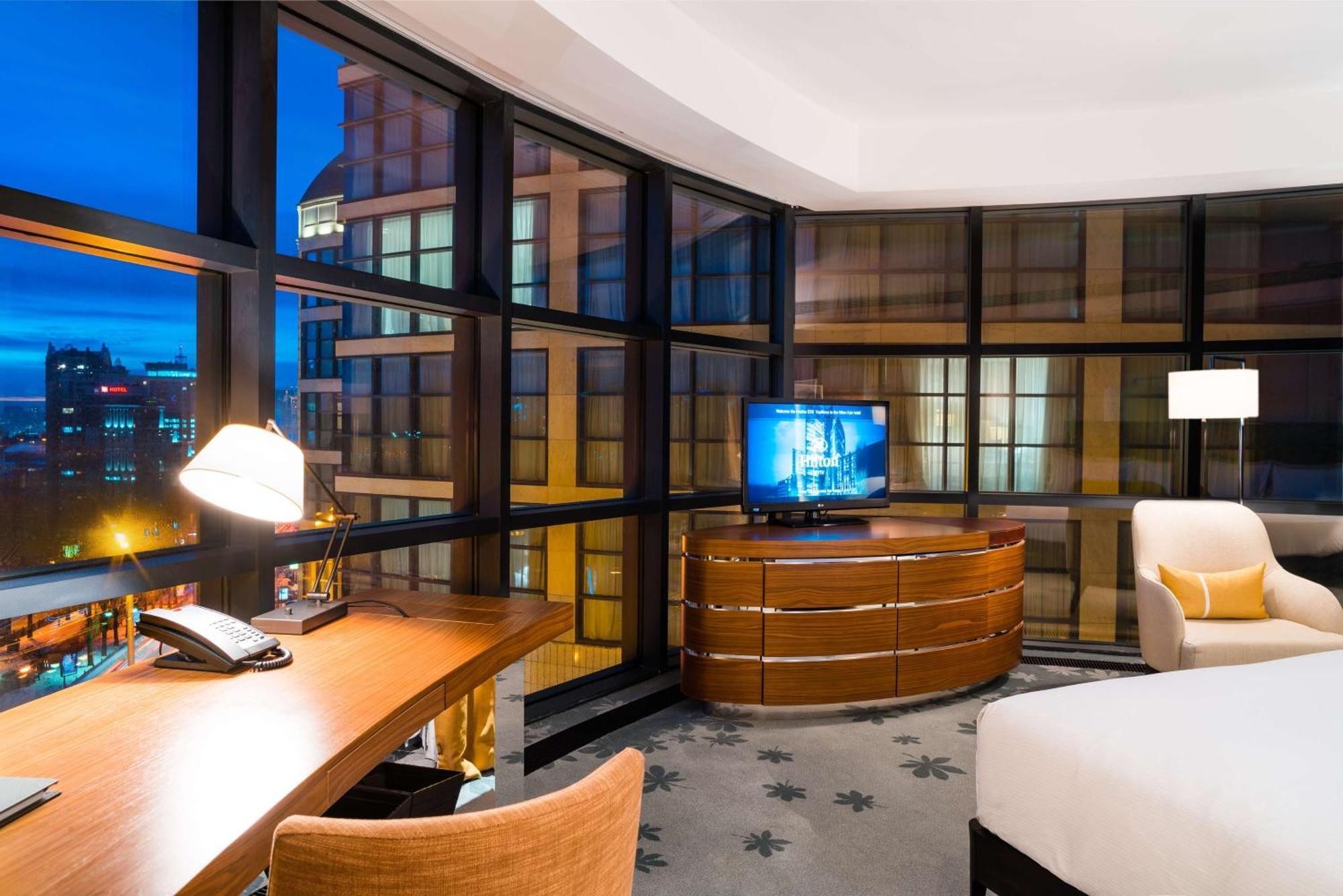 Executive Corner King Room Panoramic View