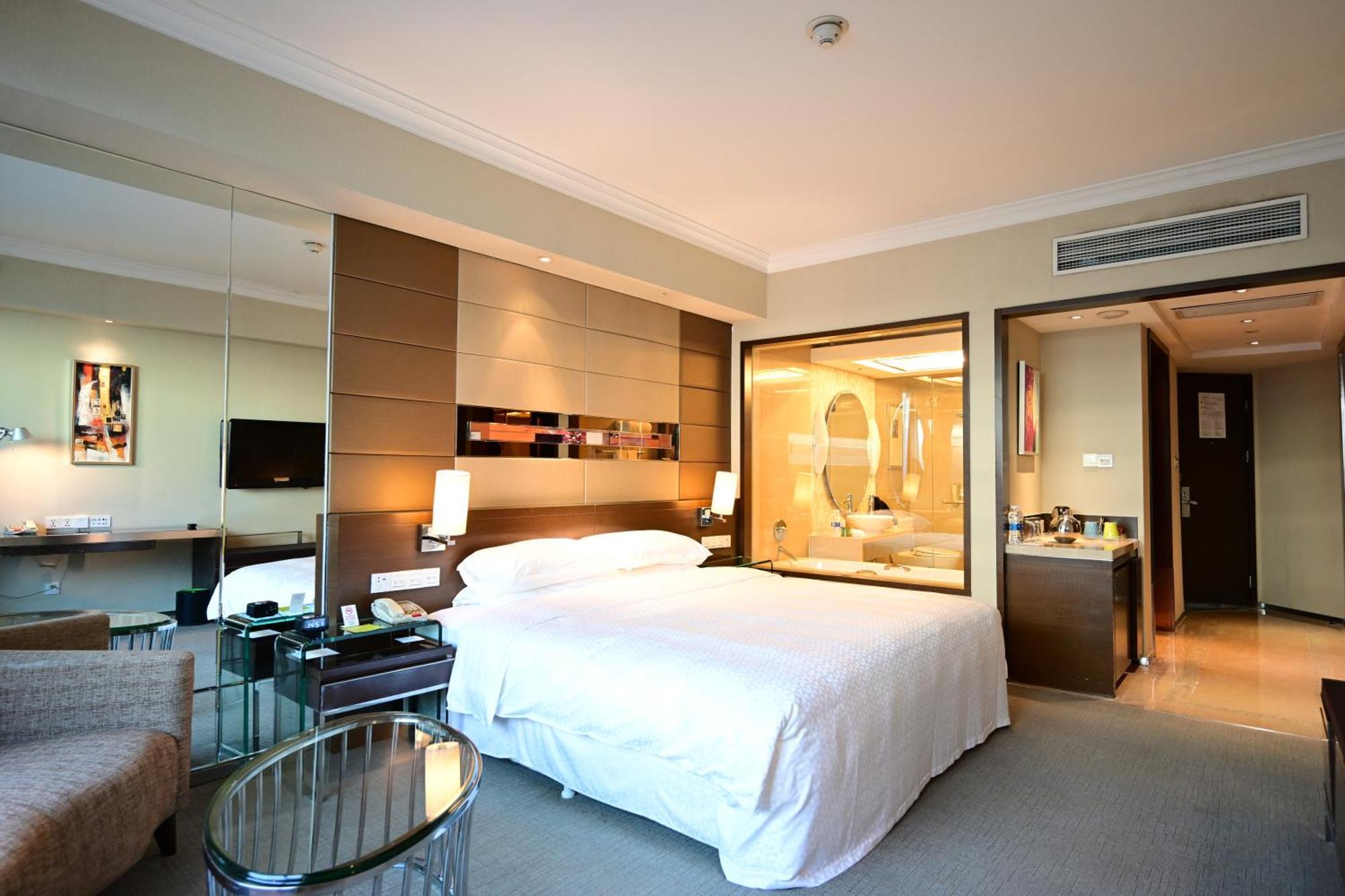 Executive Room Club lounge access Guest room 1 King