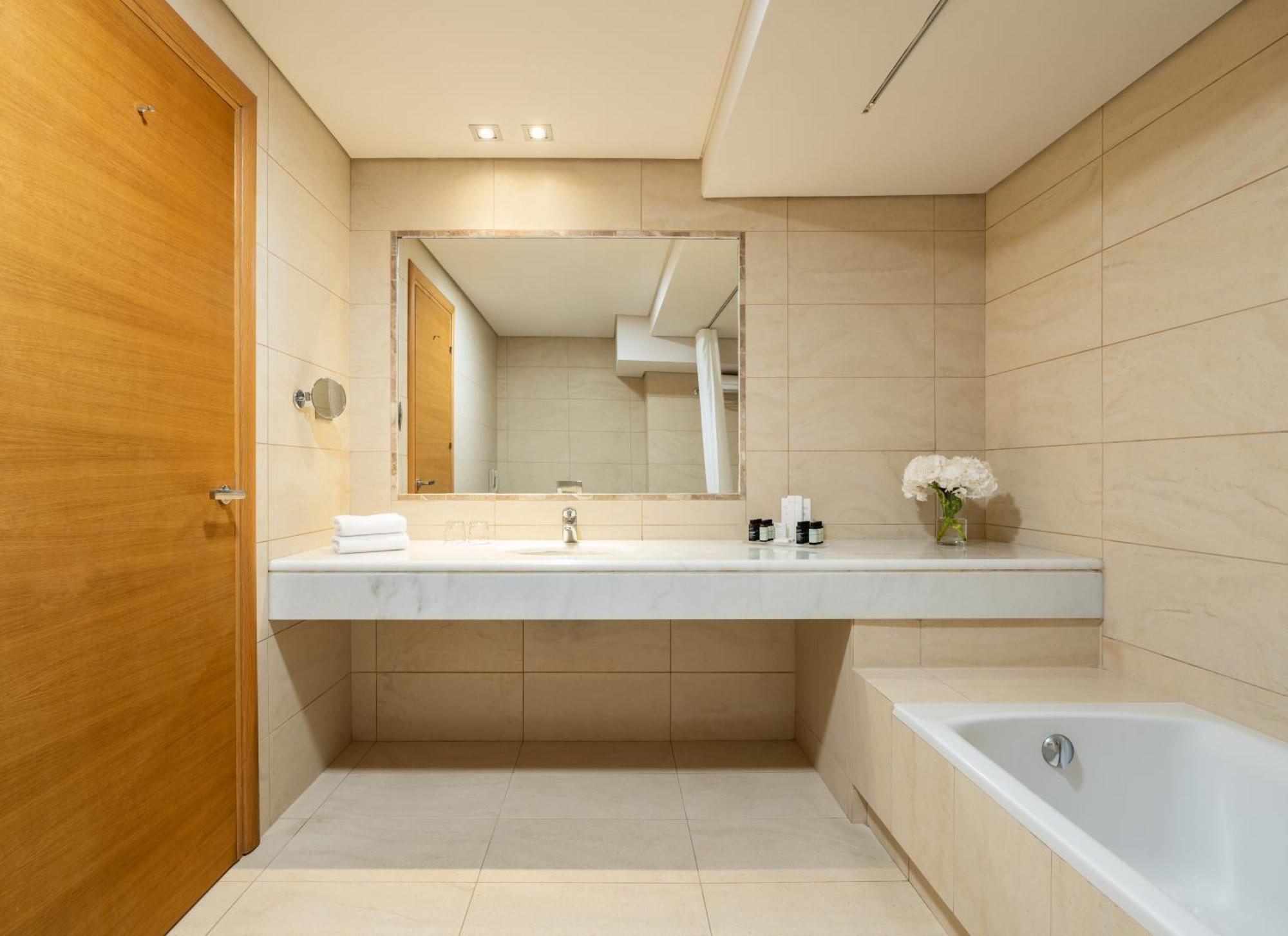 Double Room Private Bathroom