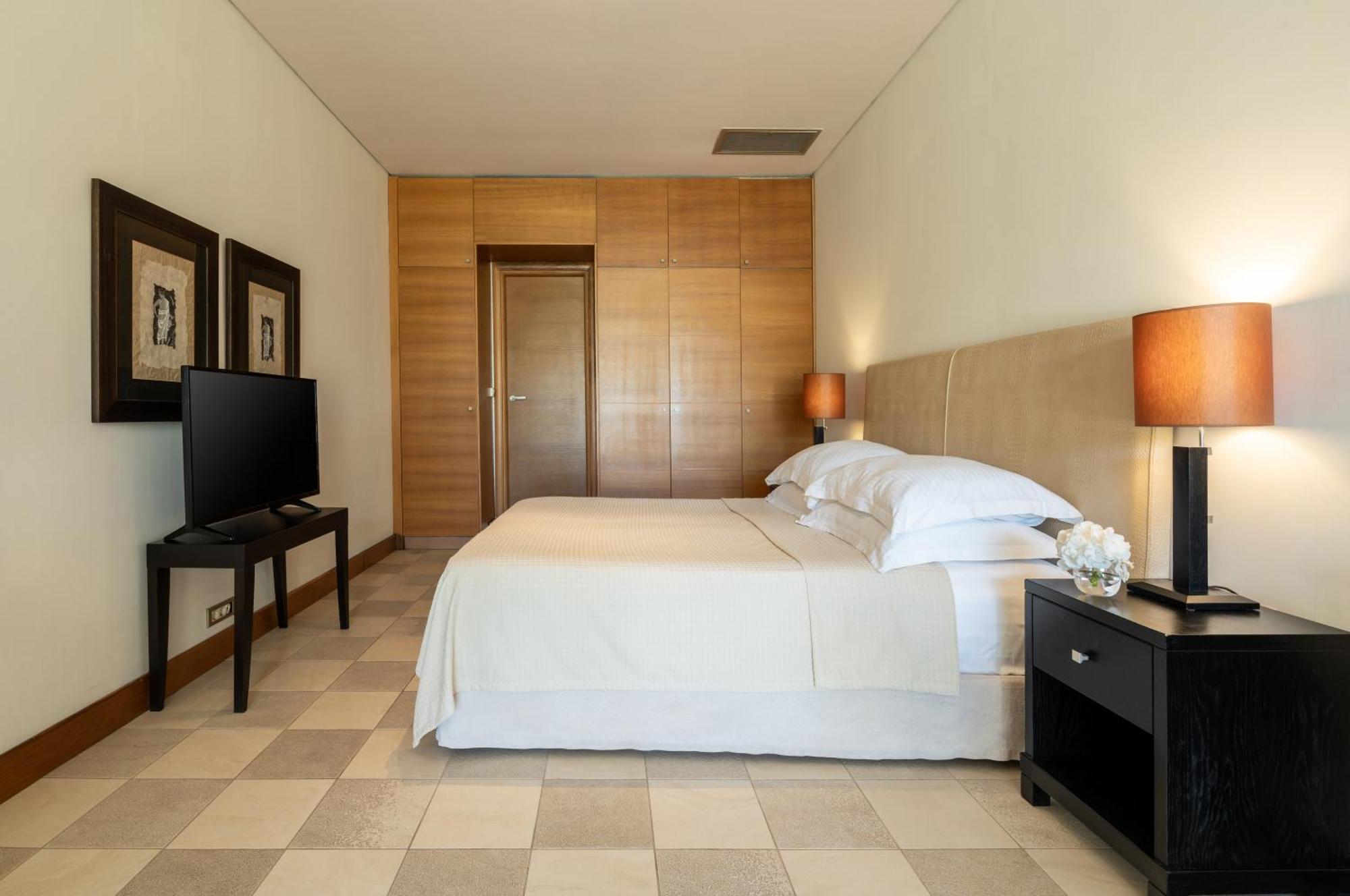 Double Room Private Bathroom