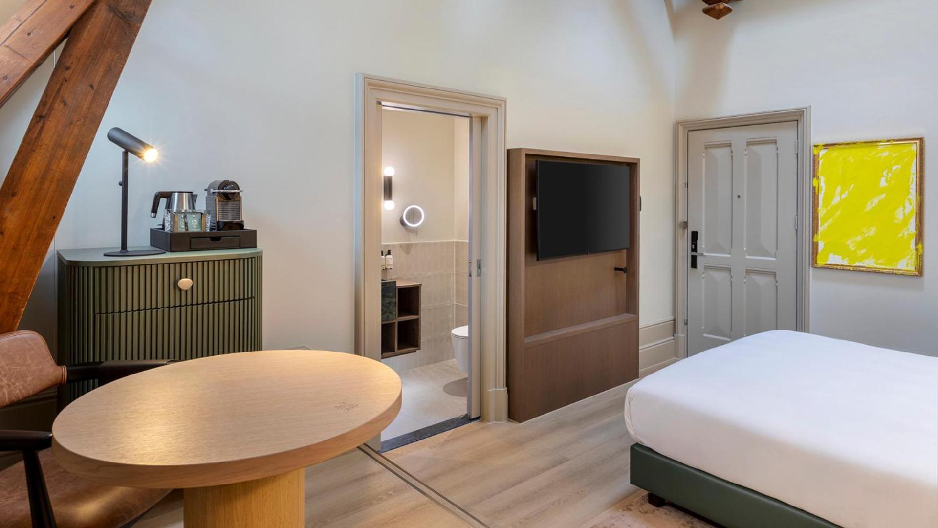 Superior Queen Room