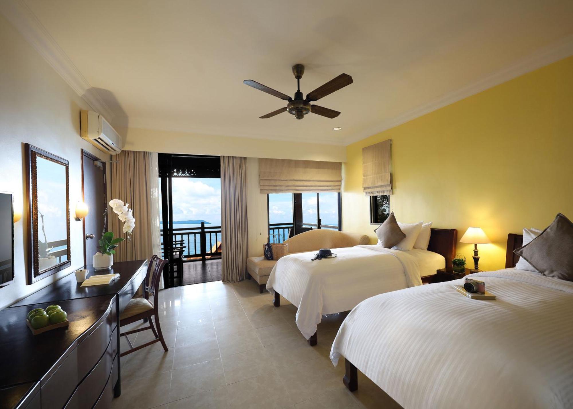 Premier Seaview Chalet