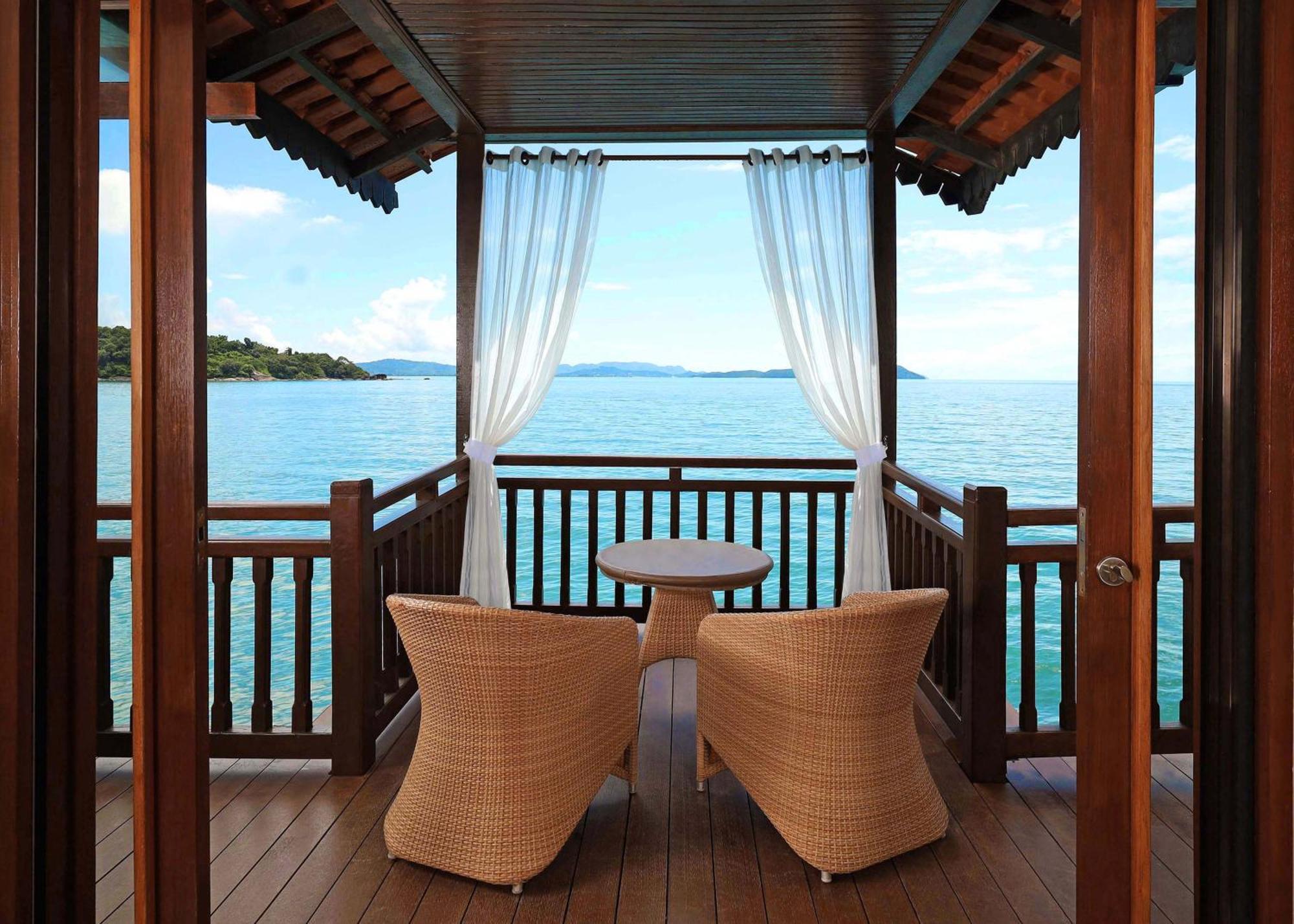 Premier Suite on Water