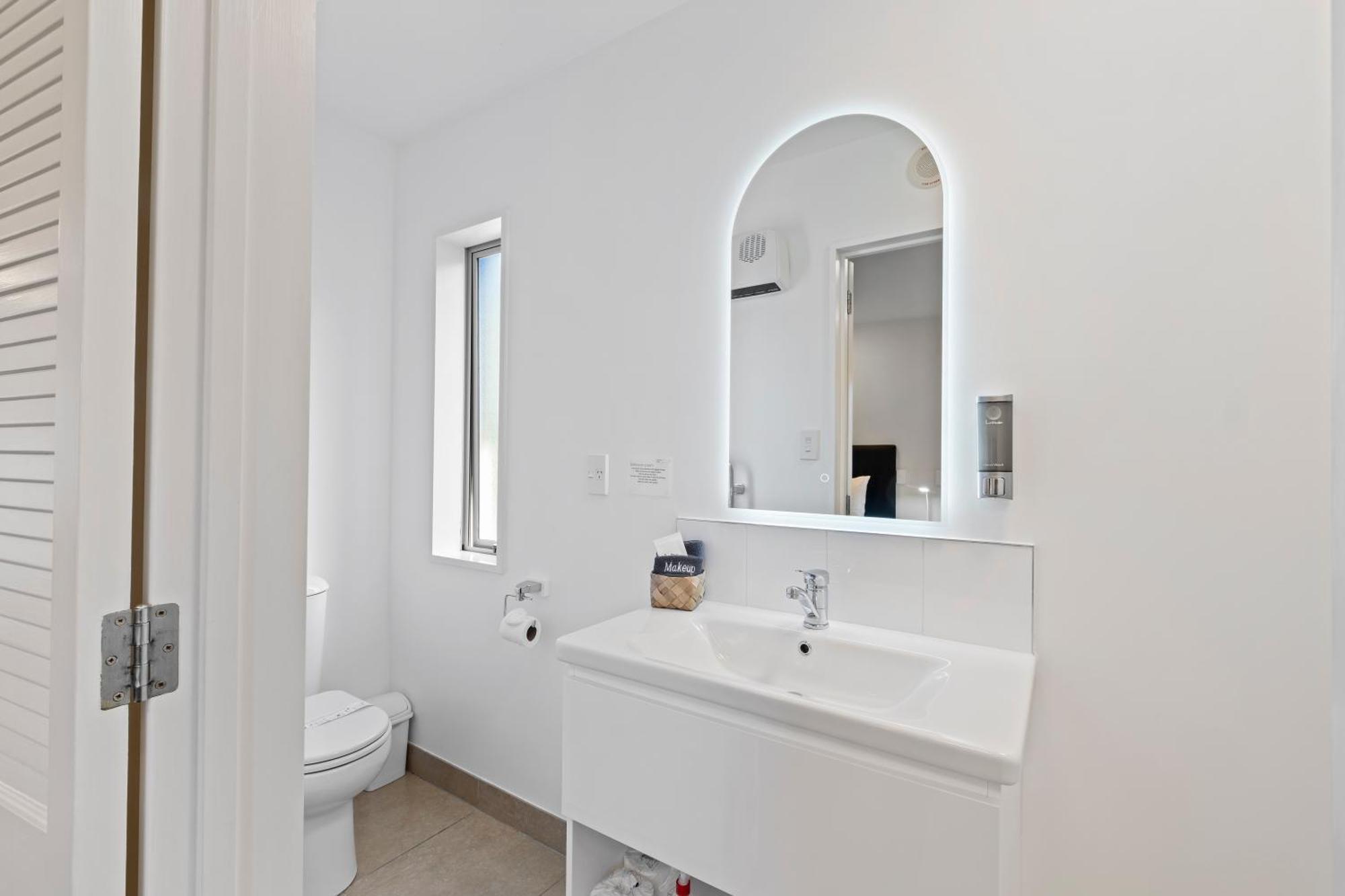 One-Bedroom Suite,1722936841:JPEG