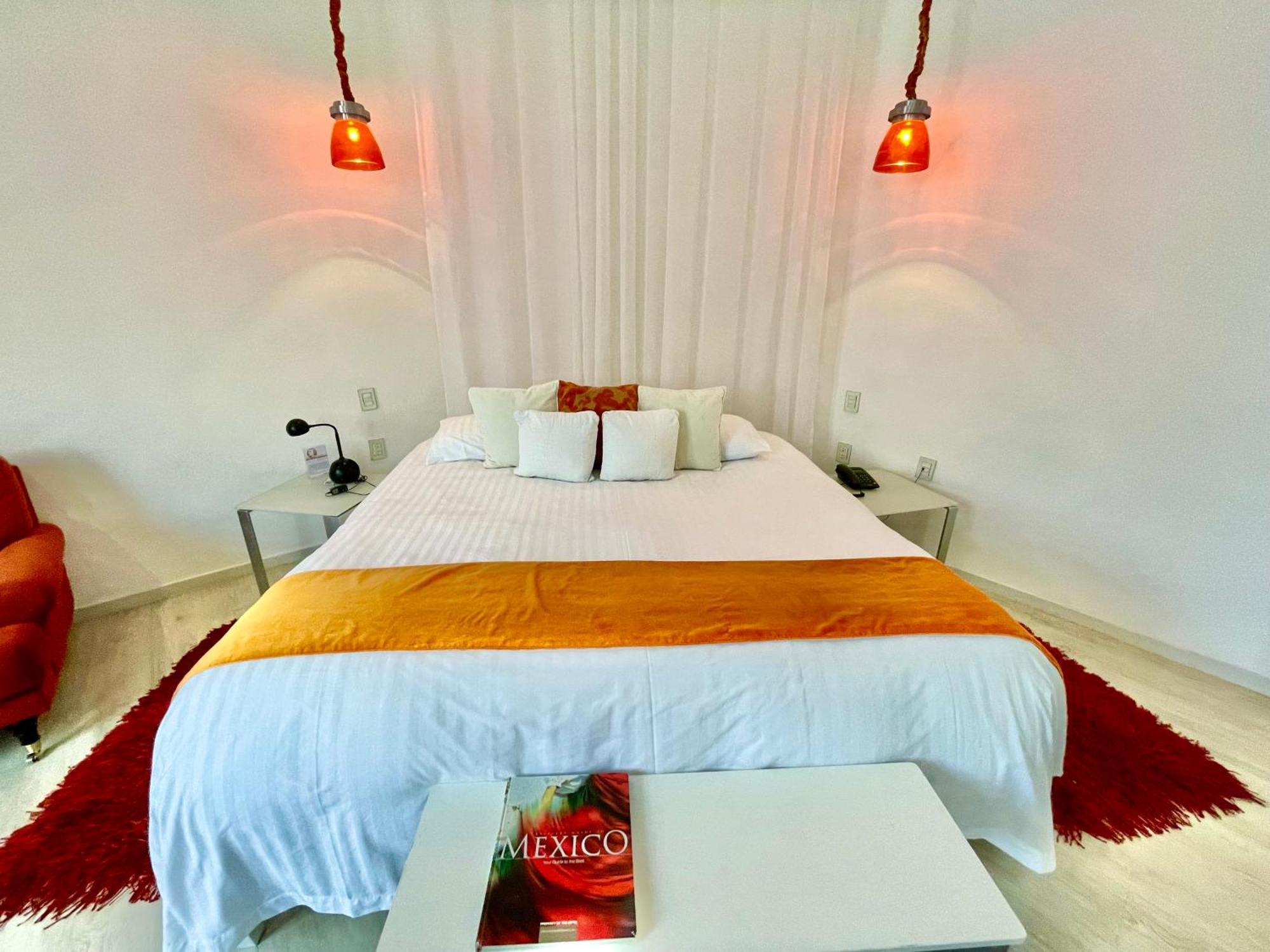 Master Suite (Accept Pets)