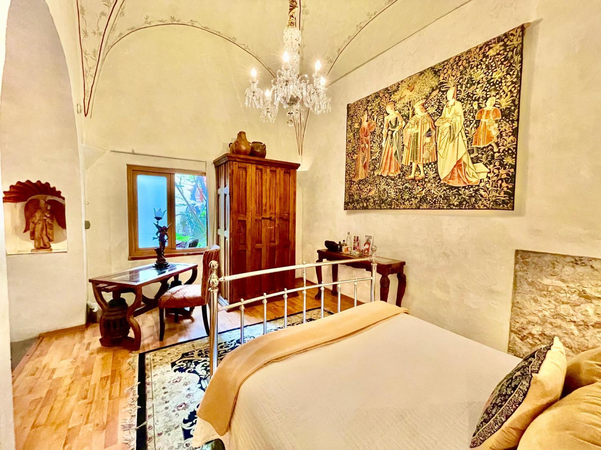 Superior Queen Room