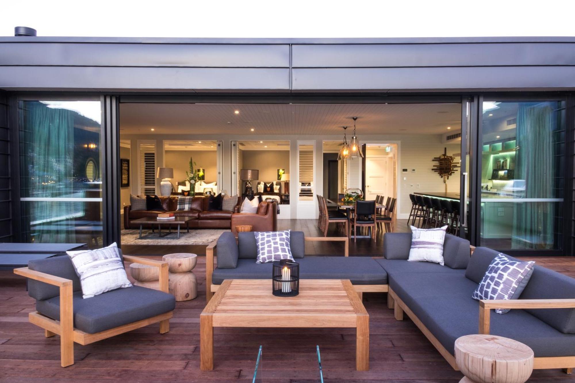 Penthouse Apartment