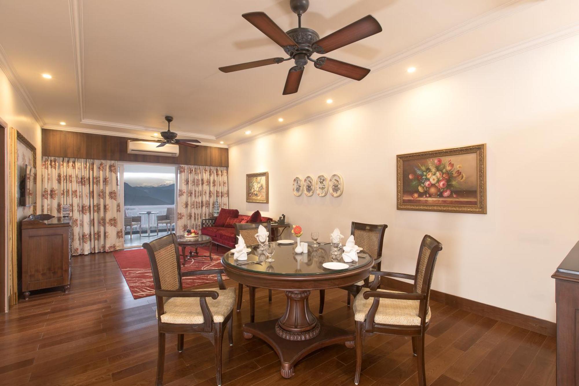 Deluxe Room Sunset View on Foods & Soft Beverages* | Discounts on Laundry Services* | INR 500 spa credit during your on selective Massage services TnC Apply* | Minibar 2 cans of soft Beverages Once on Arrival