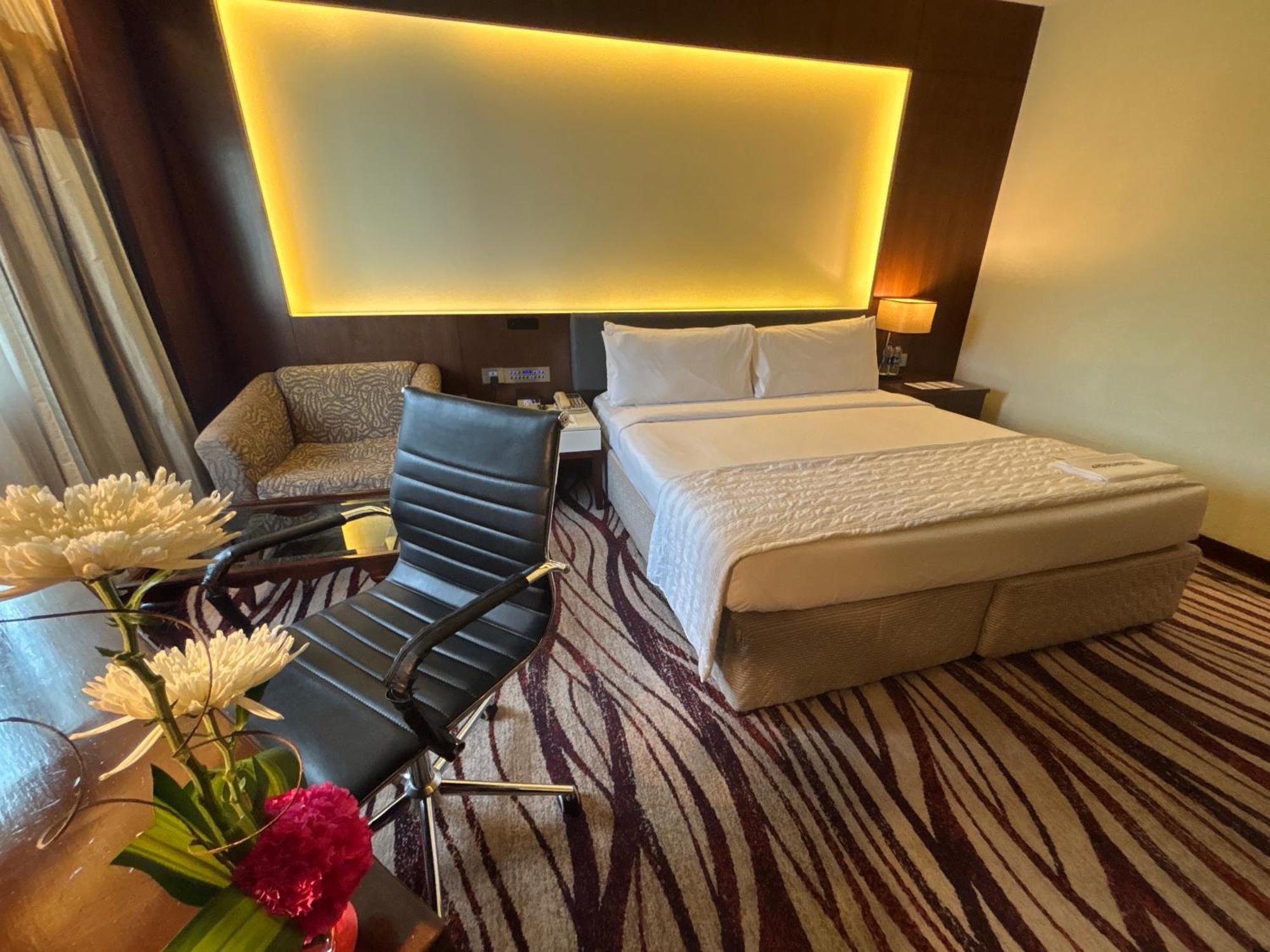 Executive King Room