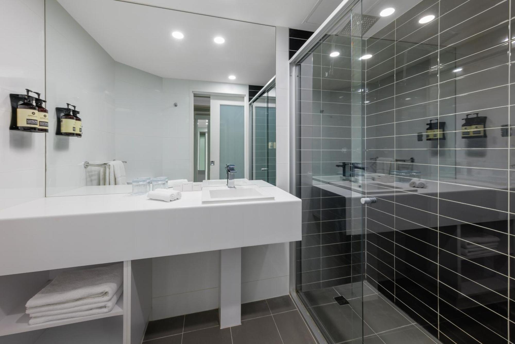 Deluxe Twin Room Balcony