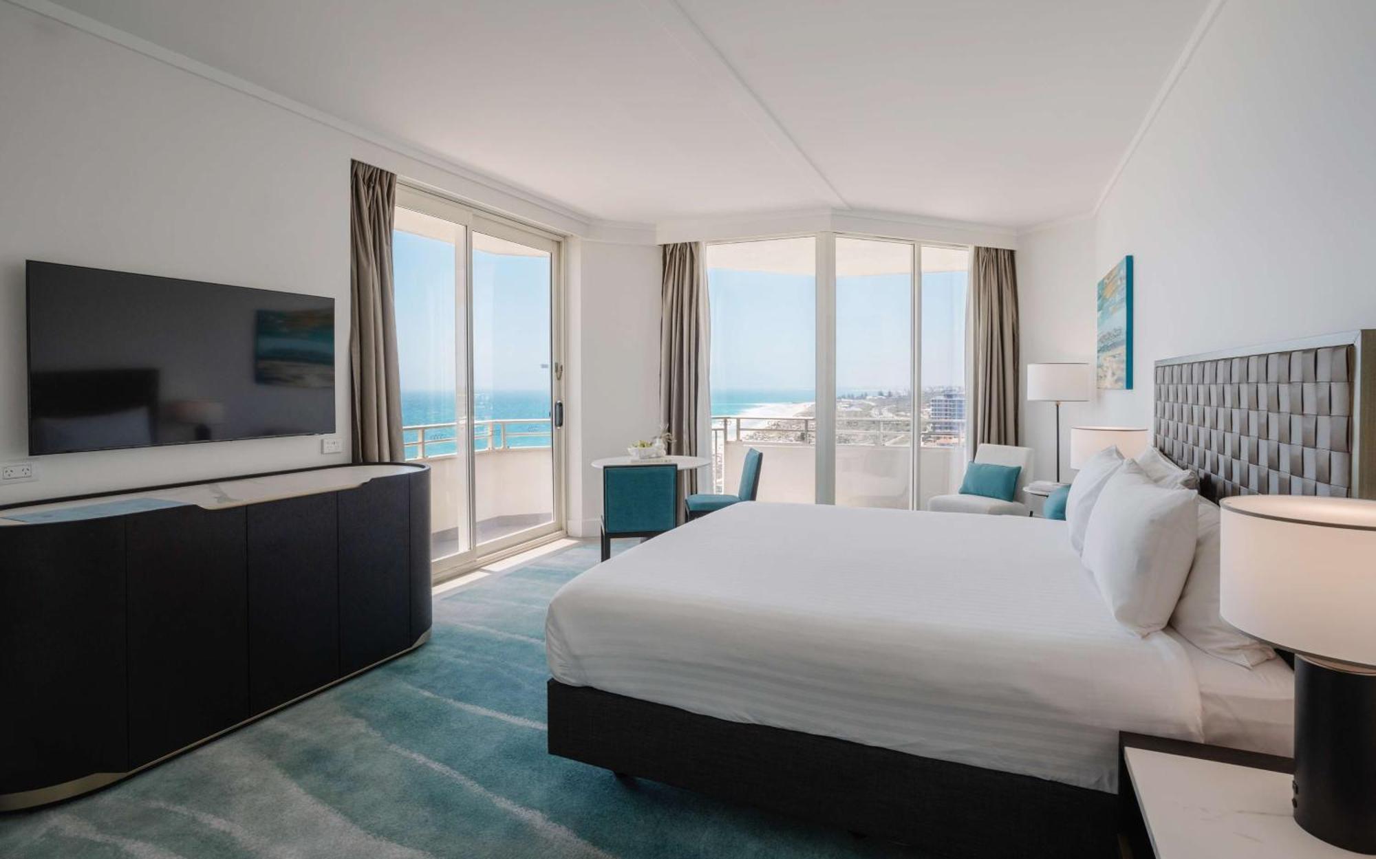 Sunset Oceanview Corner Room