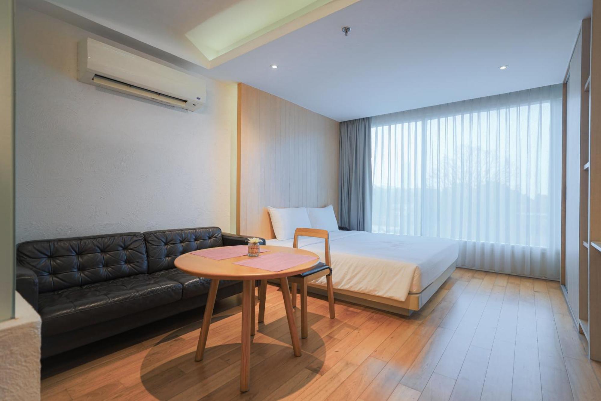 Luxury Studio