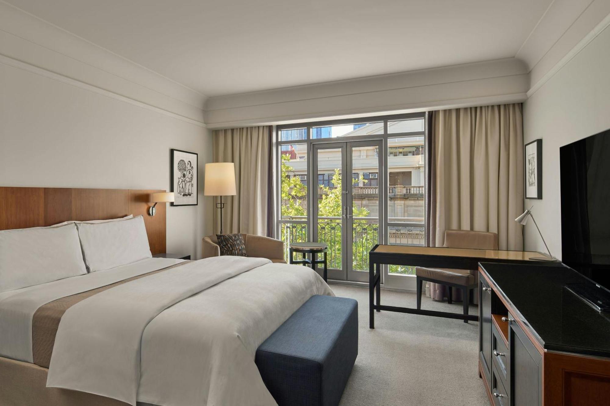 Deluxe King Room External View