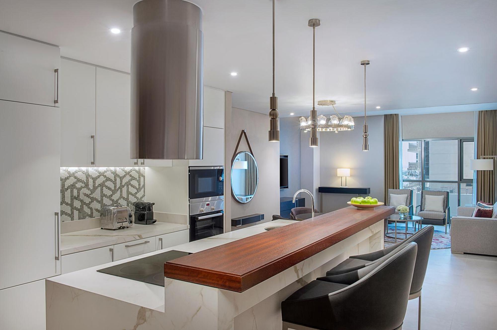 Superior One-Bedroom Suite Balcony Sea View