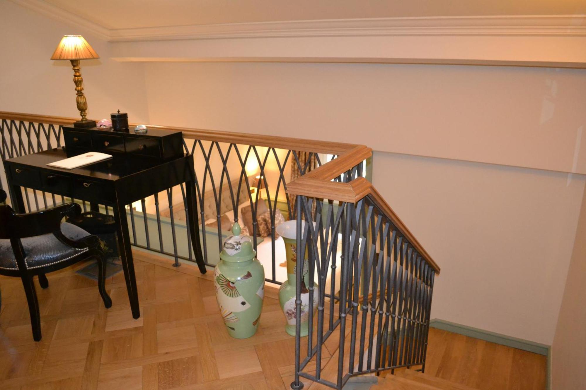 Deluxe Duplex Room