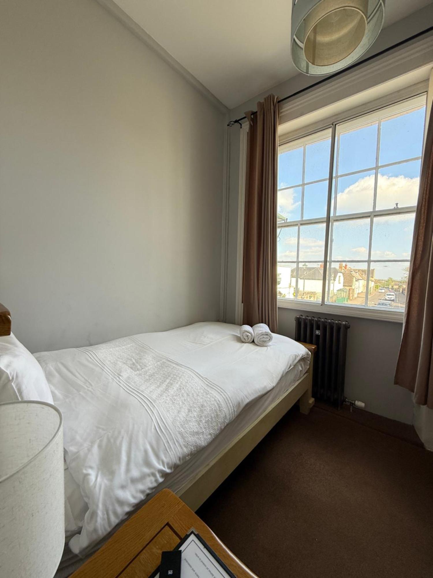 Economy Single Room