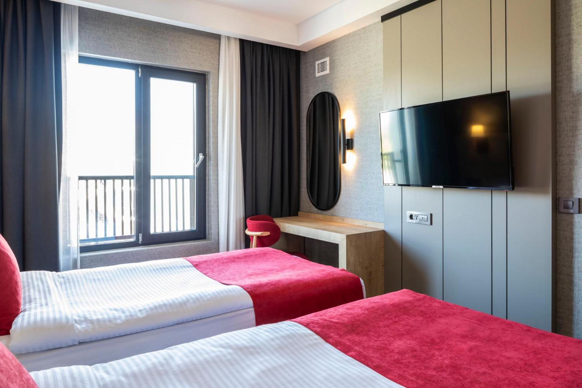 Standard Room Twin Bed Land Side
