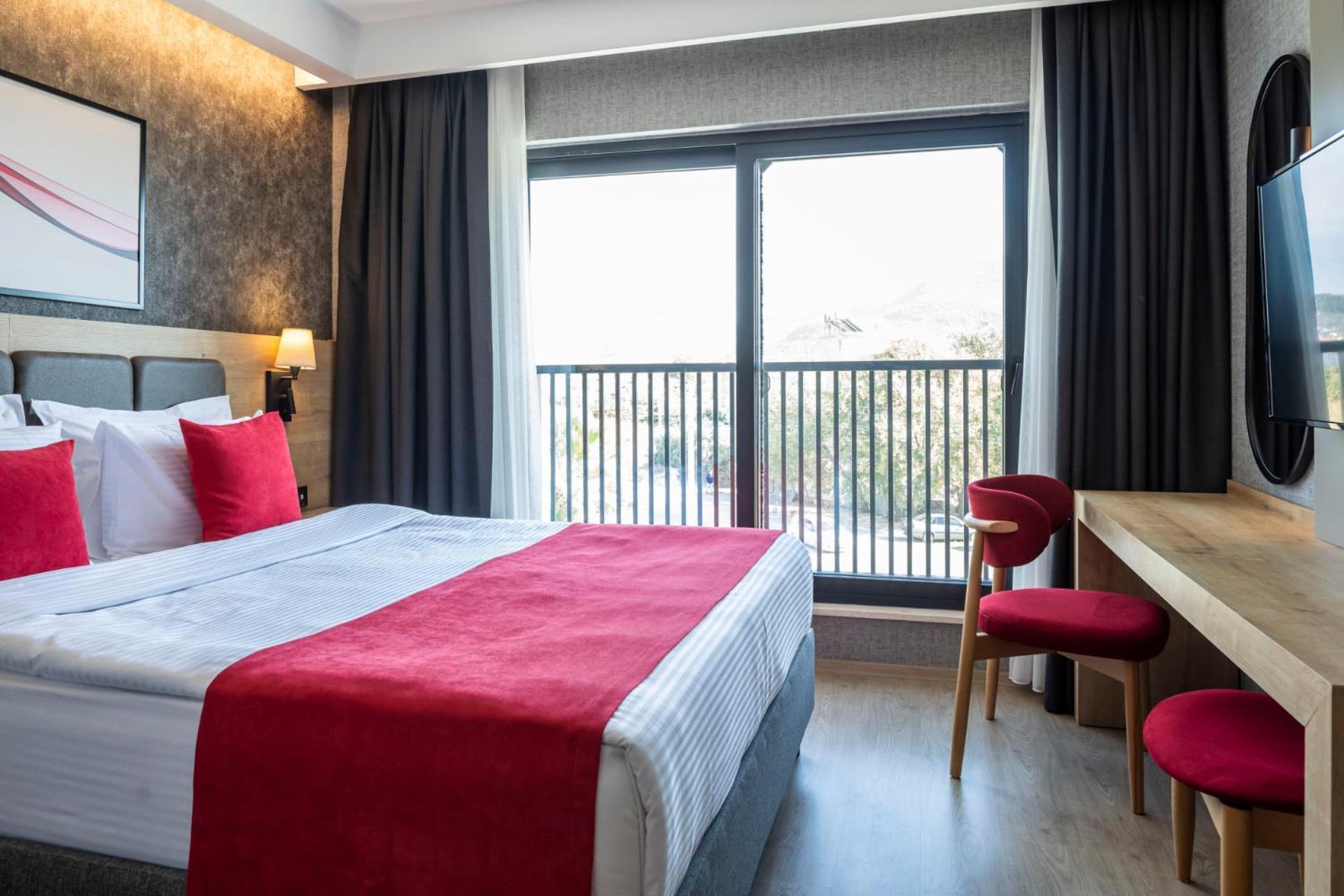 Standard Room Twin Bed Land Side