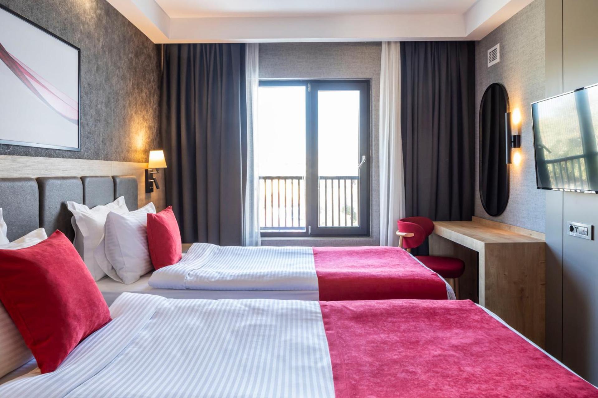 Standard Room Twin Bed Land Side