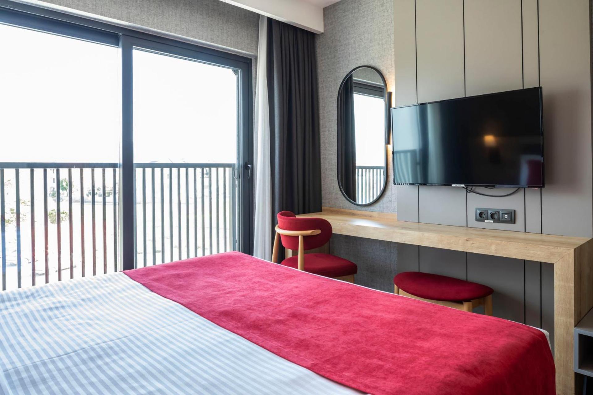Standard Room Twin Bed Land Side