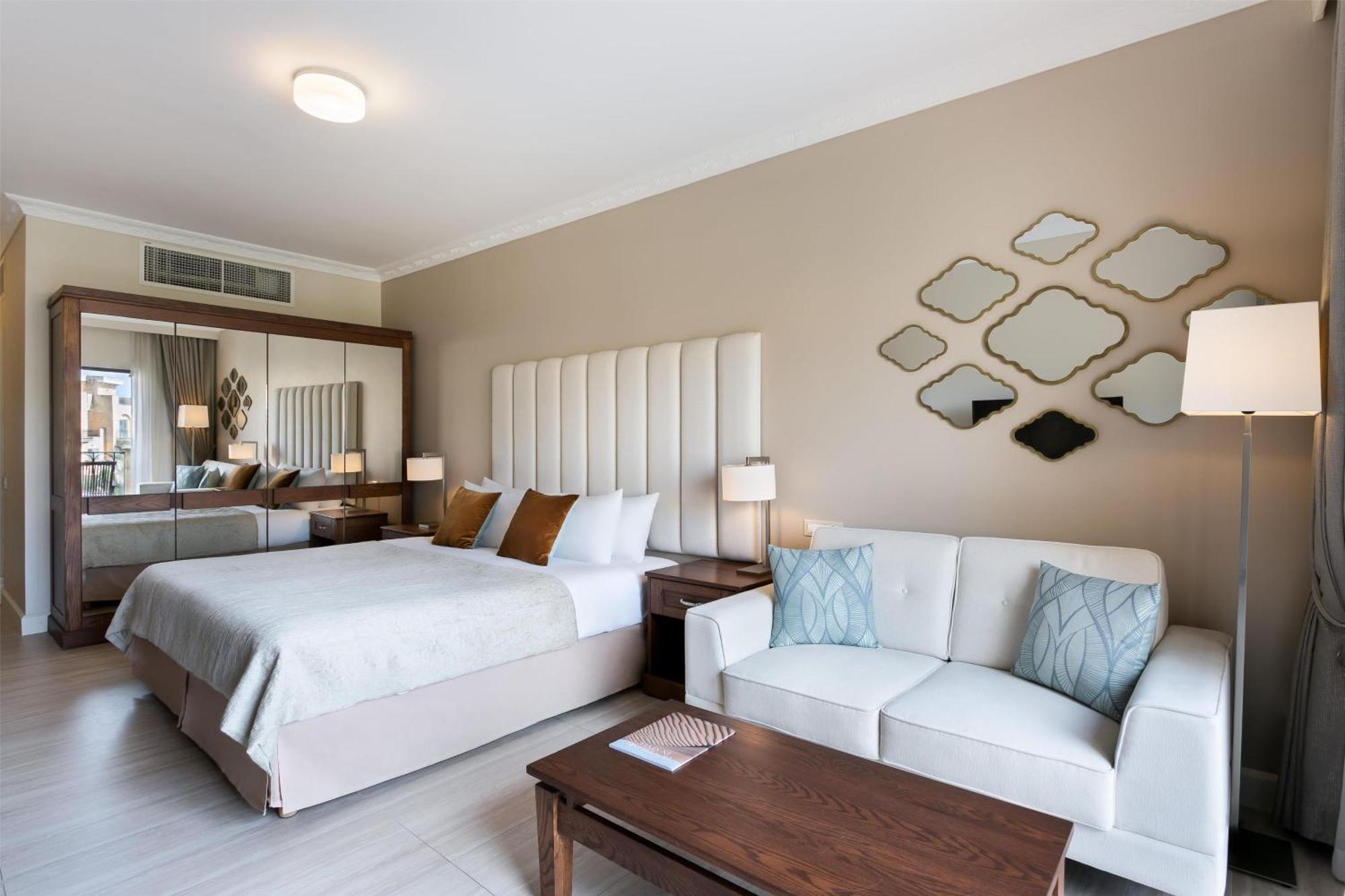 Grand Deluxe Garden View Room