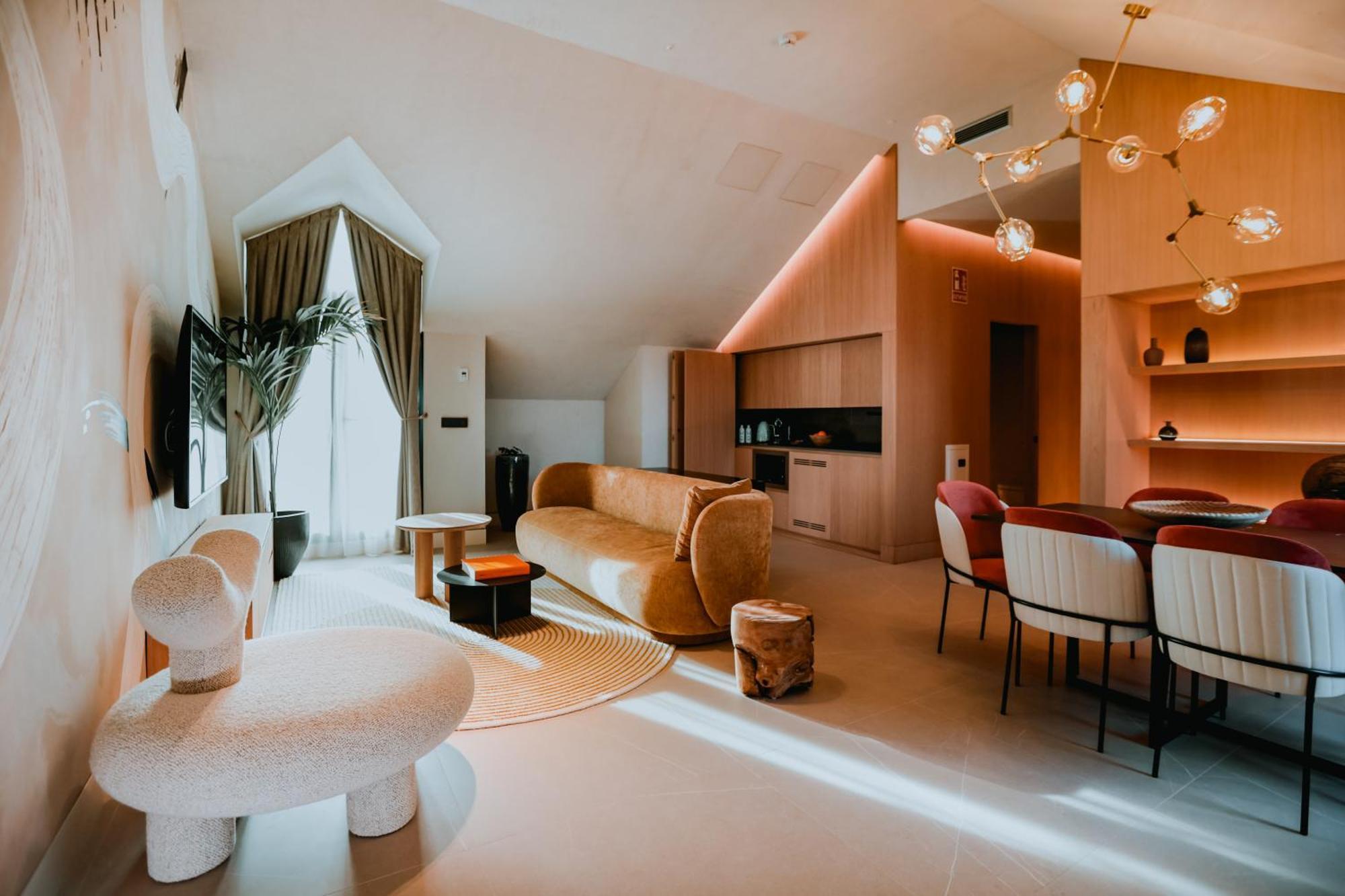 SO VIP El Cortijo Two Bedrooms Suite Terrace View,1668048163:JPEG