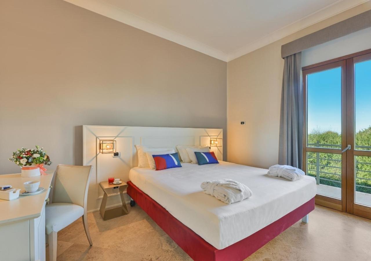 Classic Double or Twin Room with Garden View,1669008016:JPEG