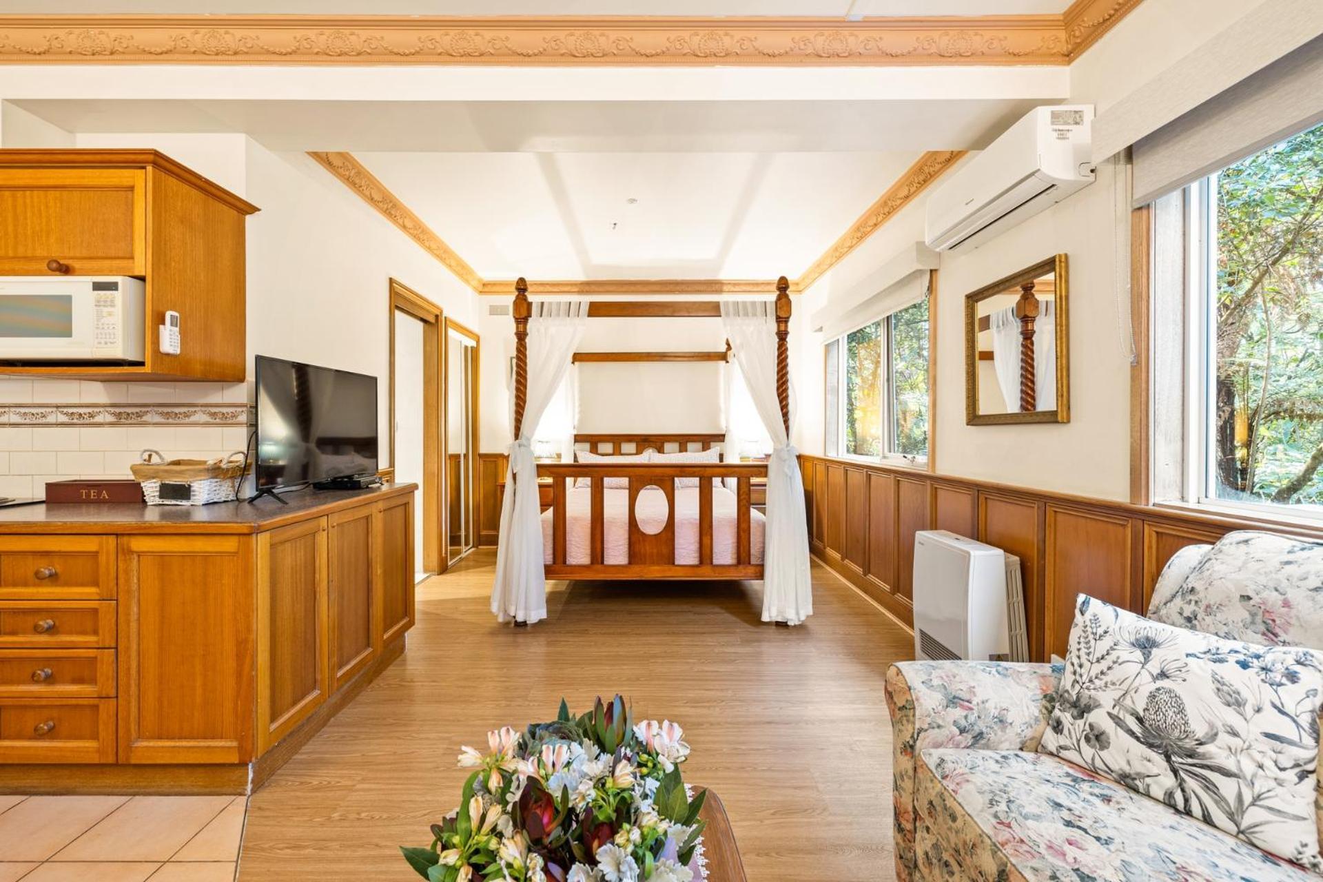 Standard Suite