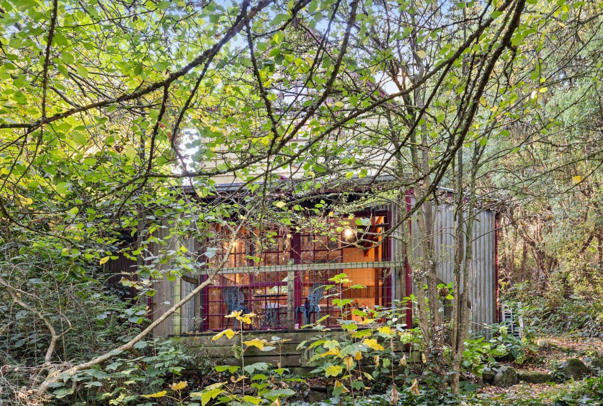 Barn Deluxe Cottage