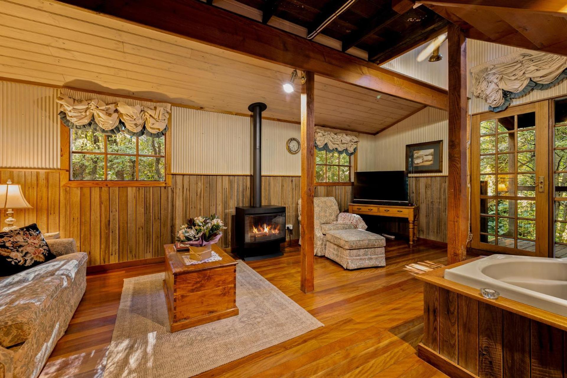 Barn Deluxe Cottage
