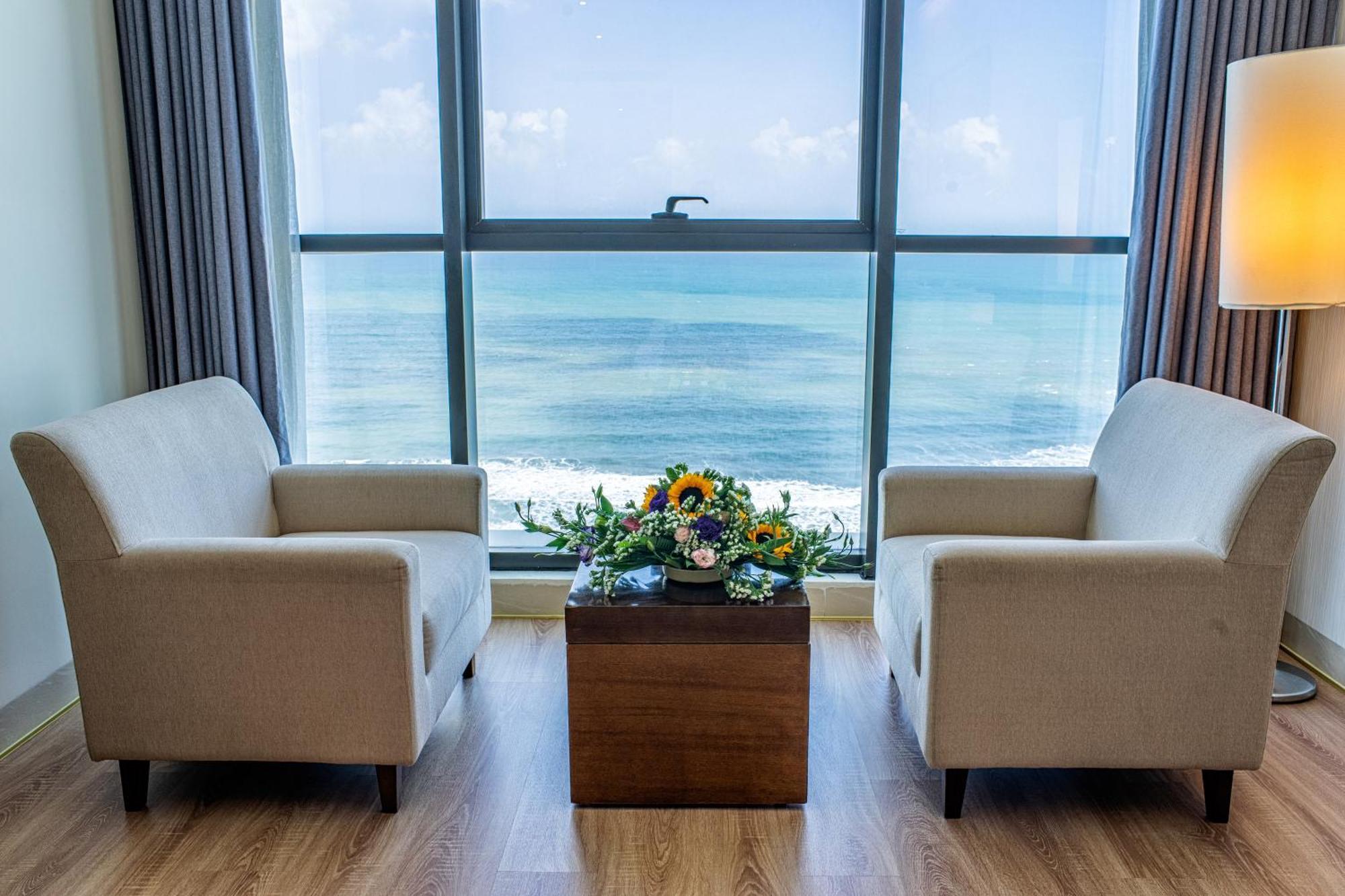 Deluxe Double or Twin Room Sea View