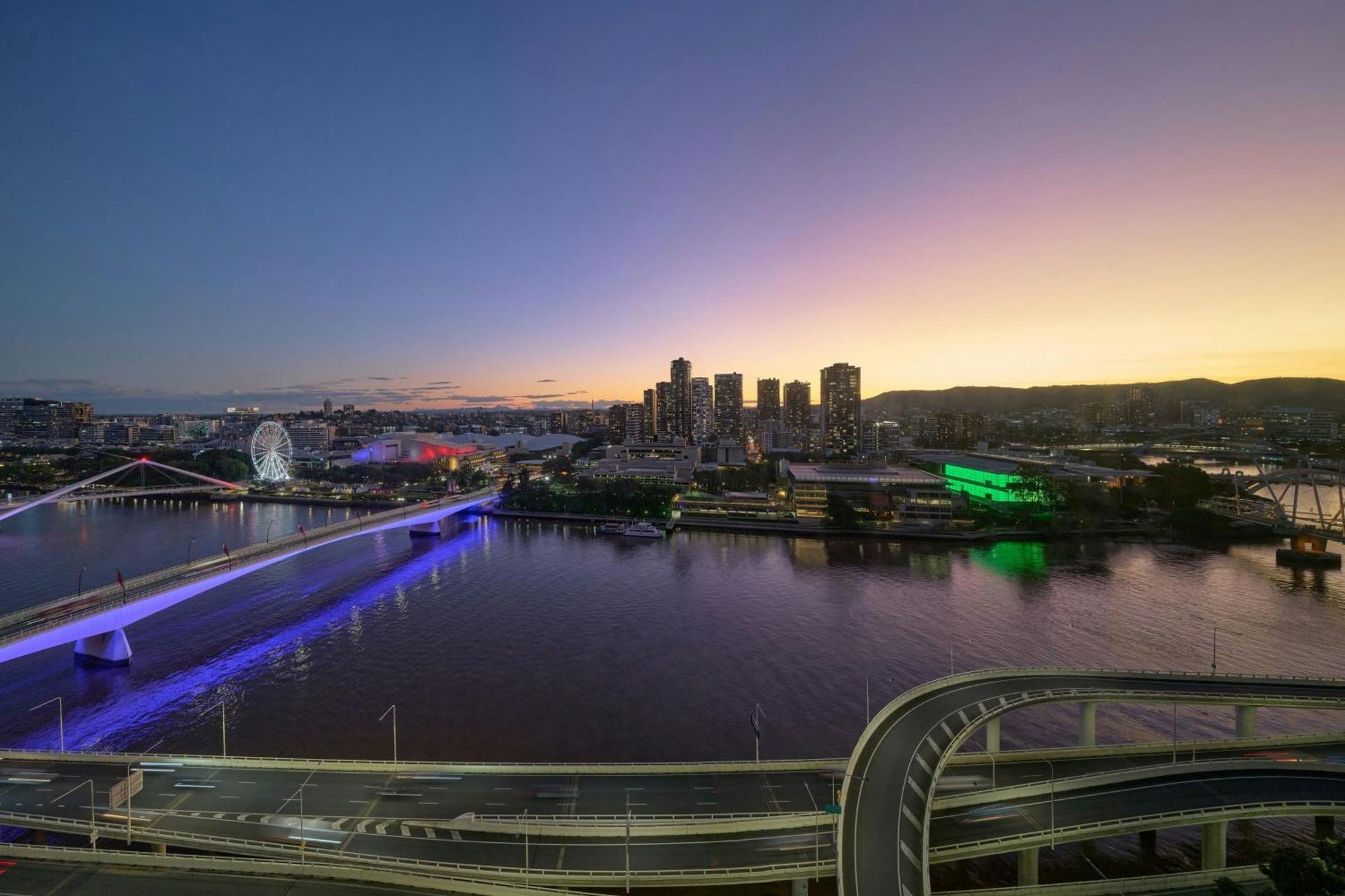 Double Room River View Superior Double