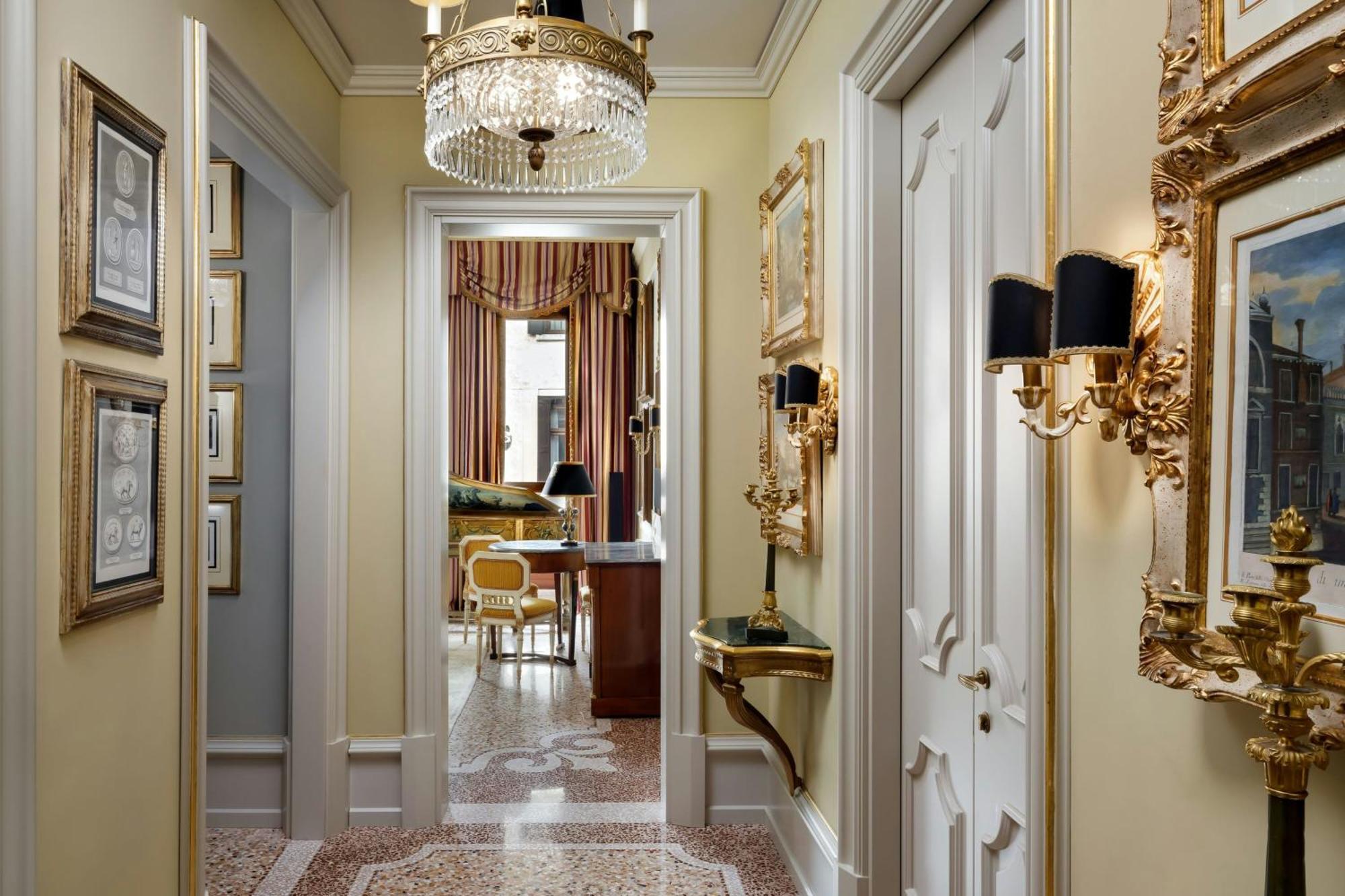 Heritage 1 Bedroom Suite 1 King SMaria DGiglio view