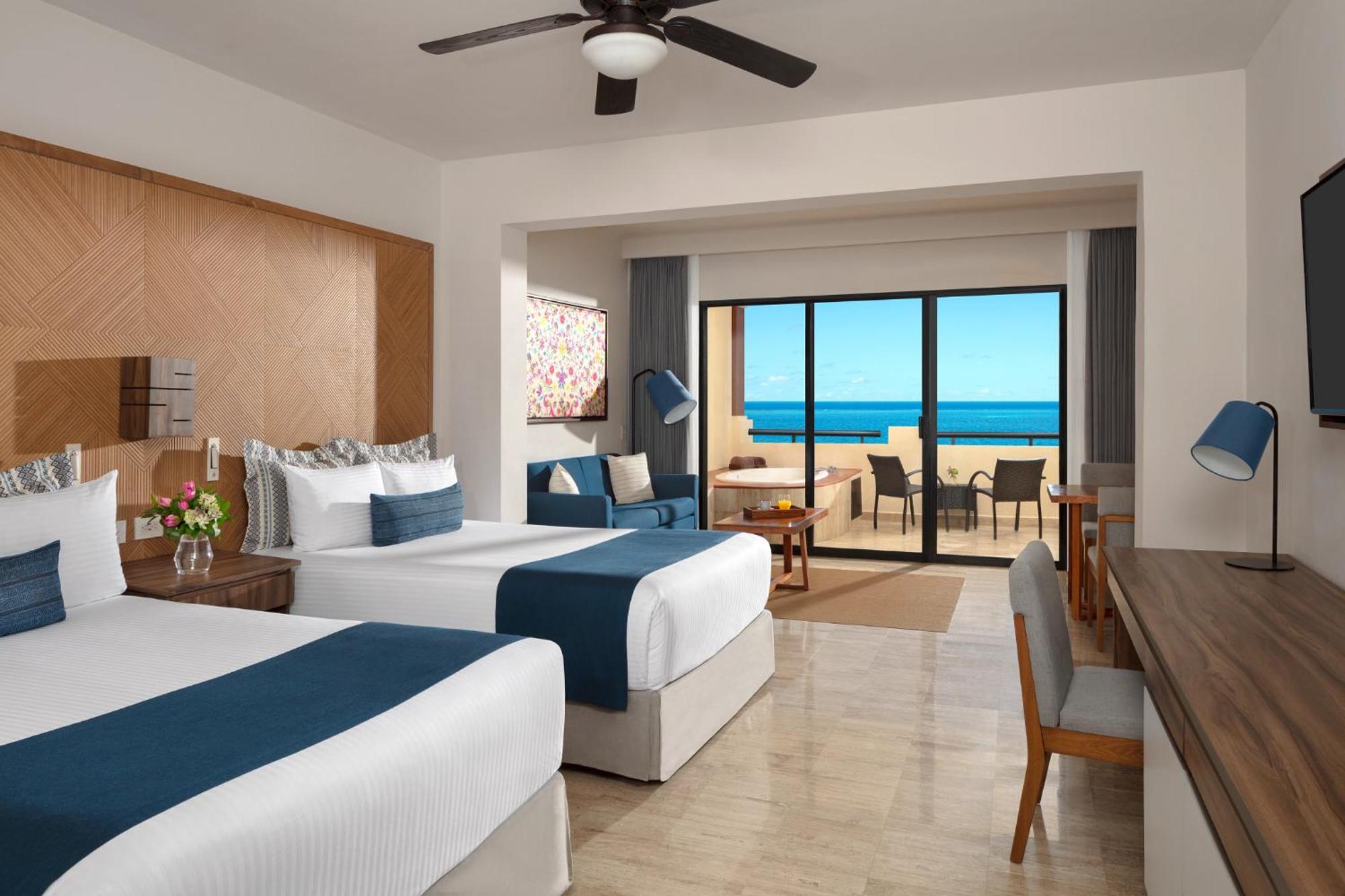 Preferred Club Junior Suite Ocean Front Double